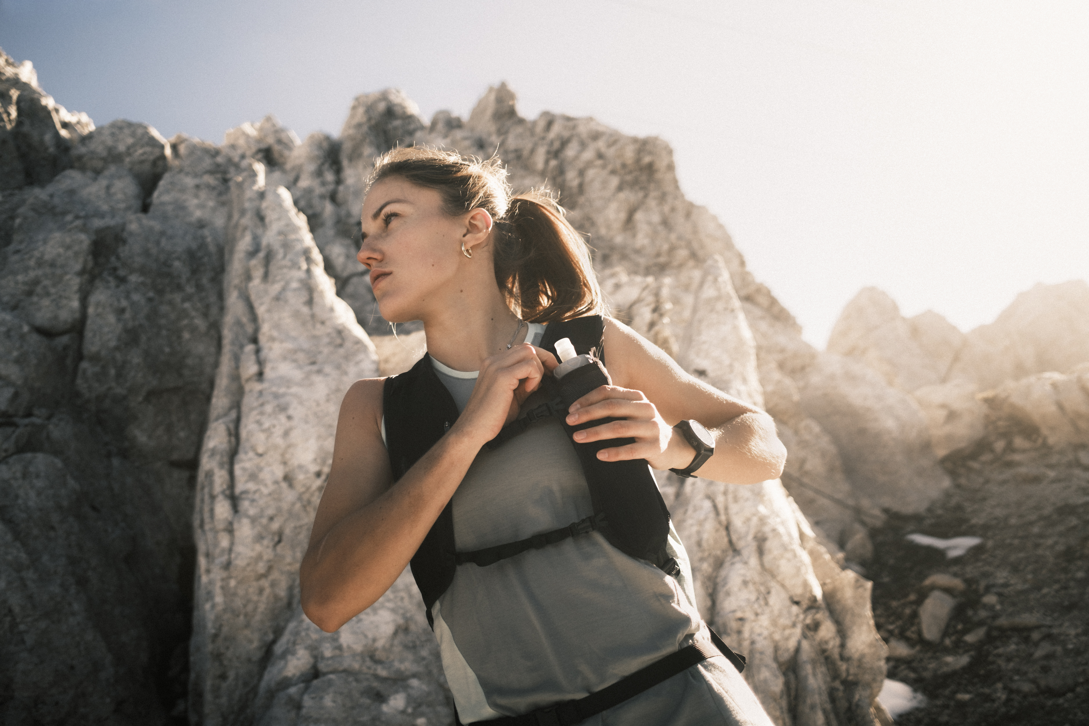 <p style="text-align: center;"><font color="#ffffff">TRACE</font></p>