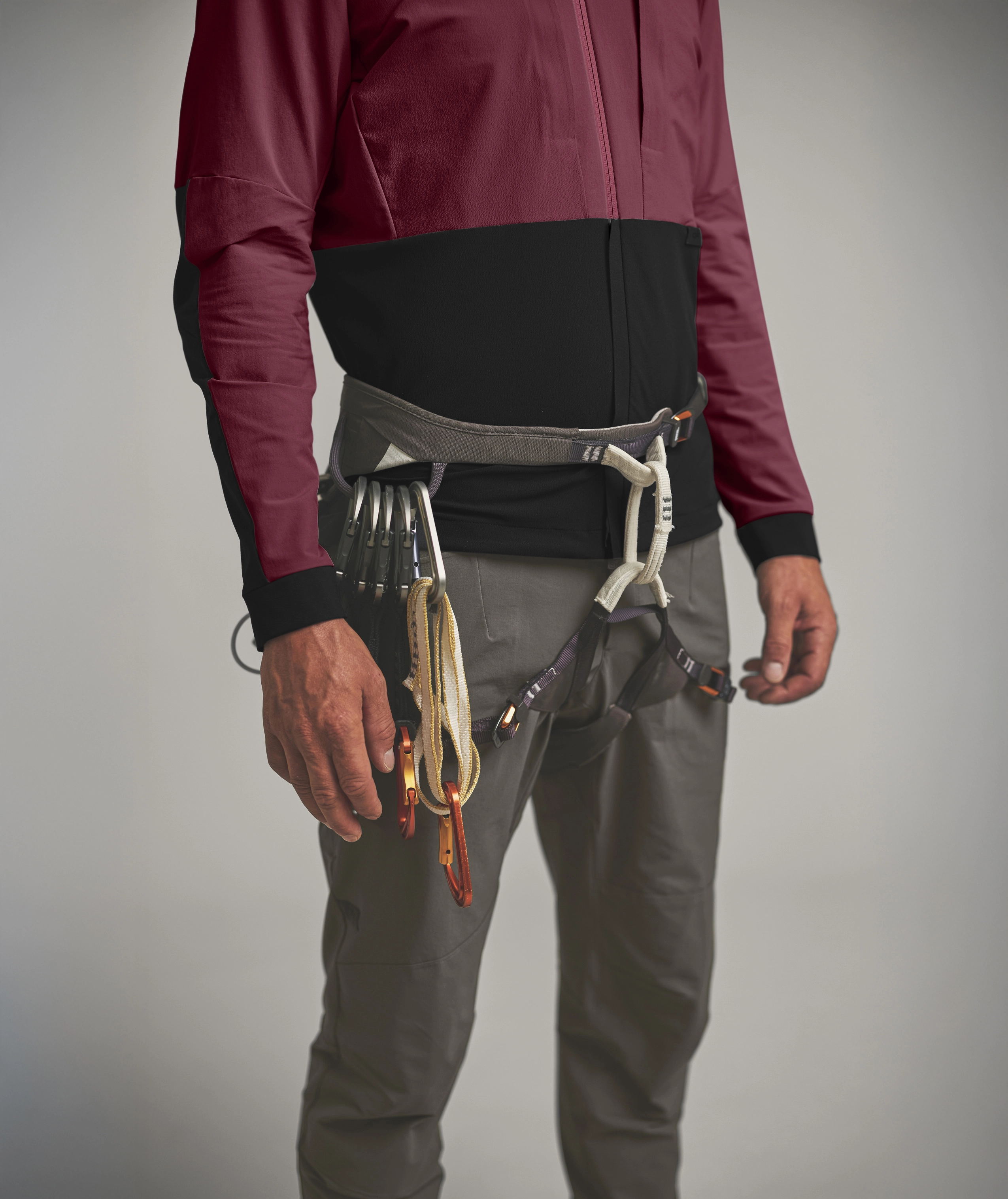 60215-36201-TRAD_PLUS_JACKET_M-D-02.jpg, climbing harness, rock climbing gear, carabiners, waist belt, rope straps