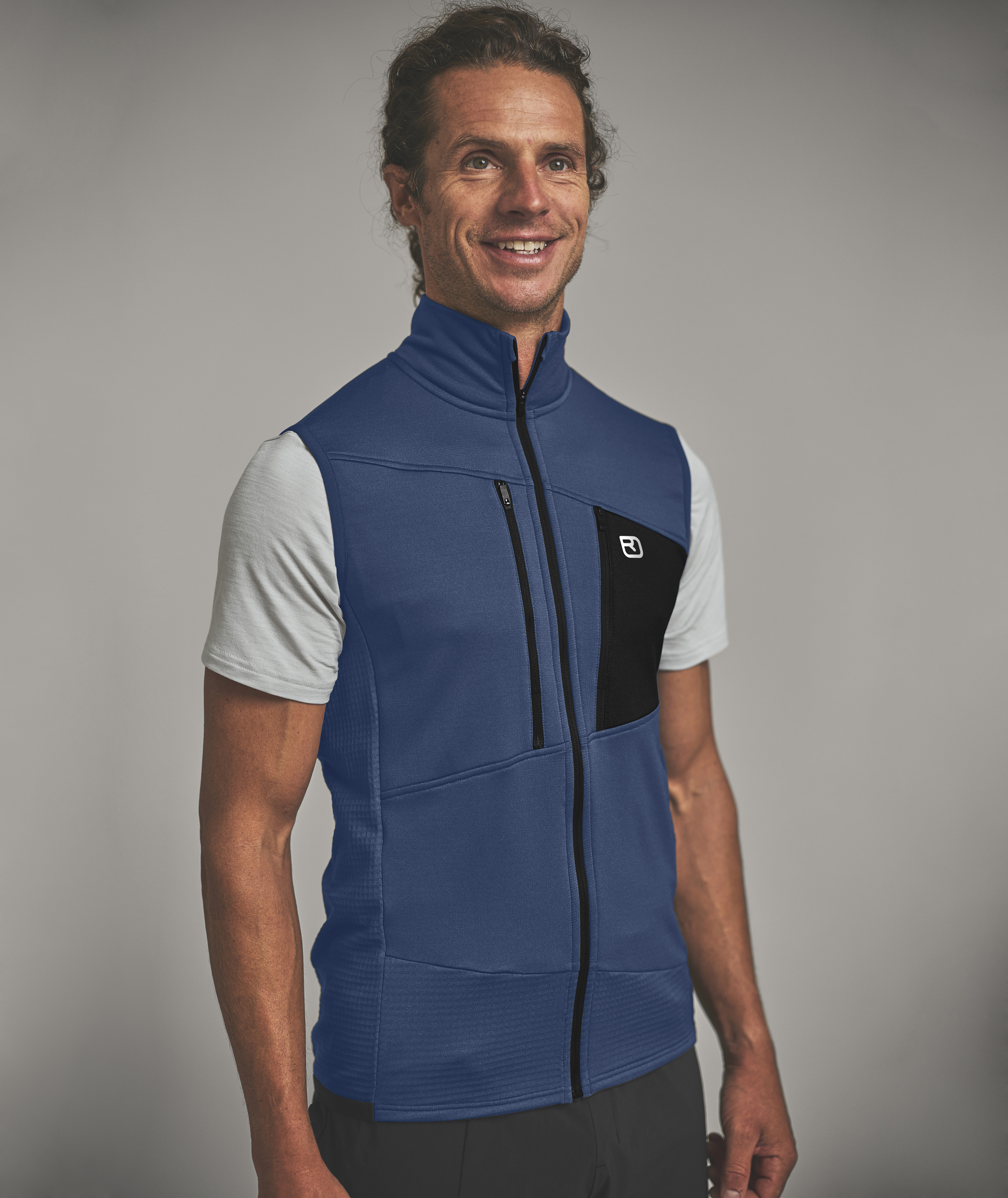 87216-FLEECE_GRID_VEST_M-D-02.jpg 87216-FLEECE_GRID_VEST_M-D-02.jpg, vest, fleece, blue, zipper, pocket