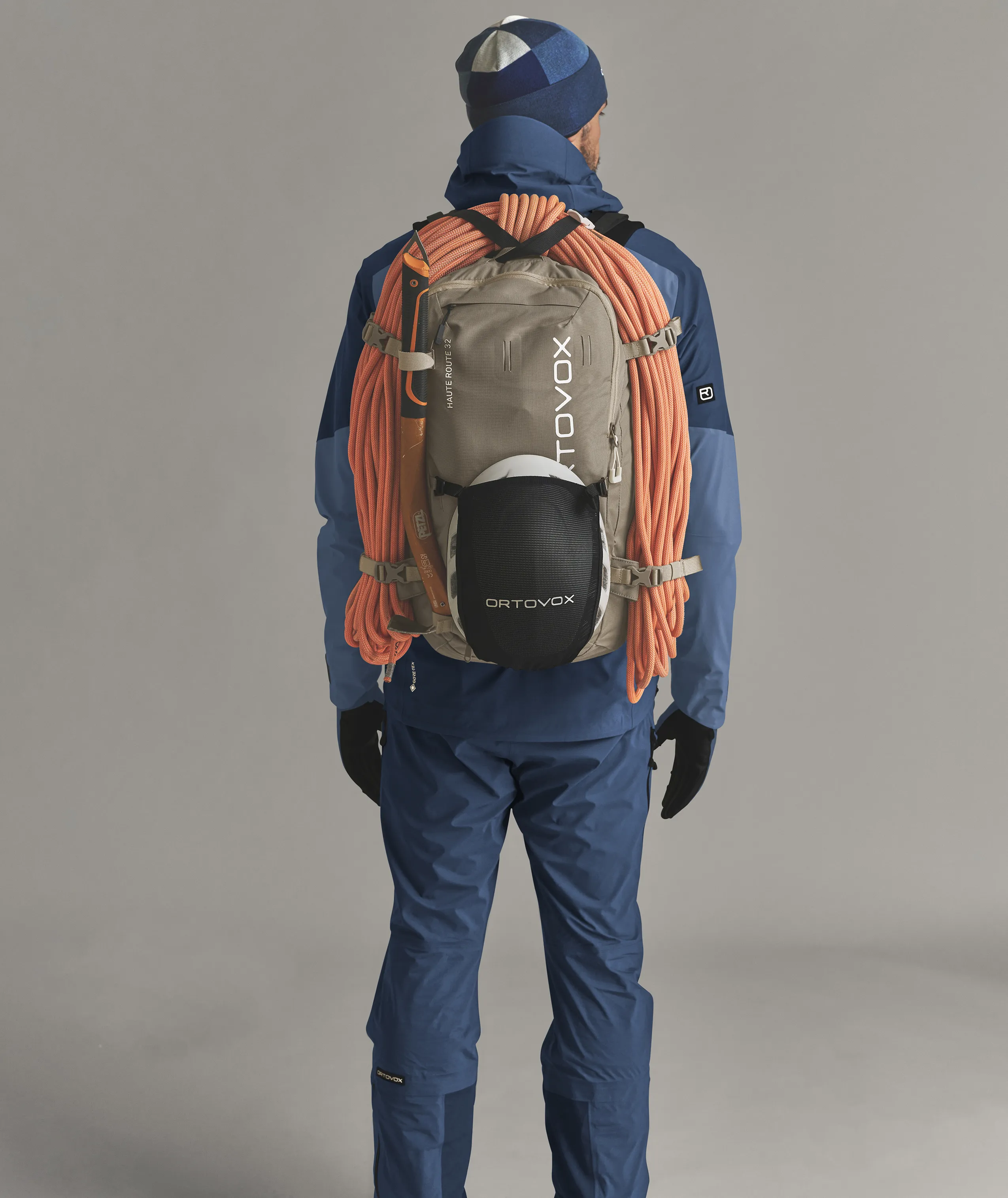 HAUTE ROUTE 32 backpack, climbing, outdoor, rope, helmet