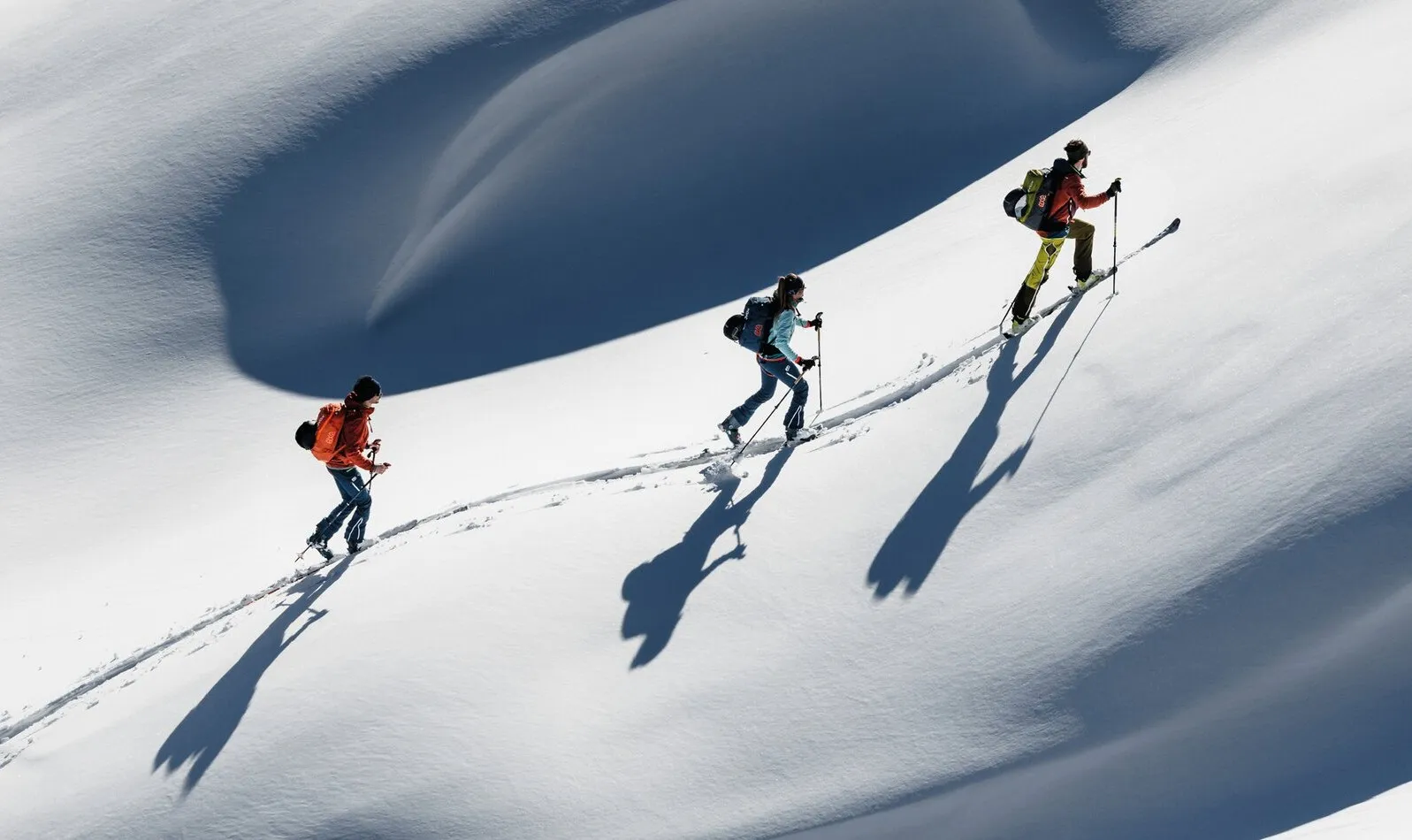 Glove, Outdoors, Nature, Person, Piste