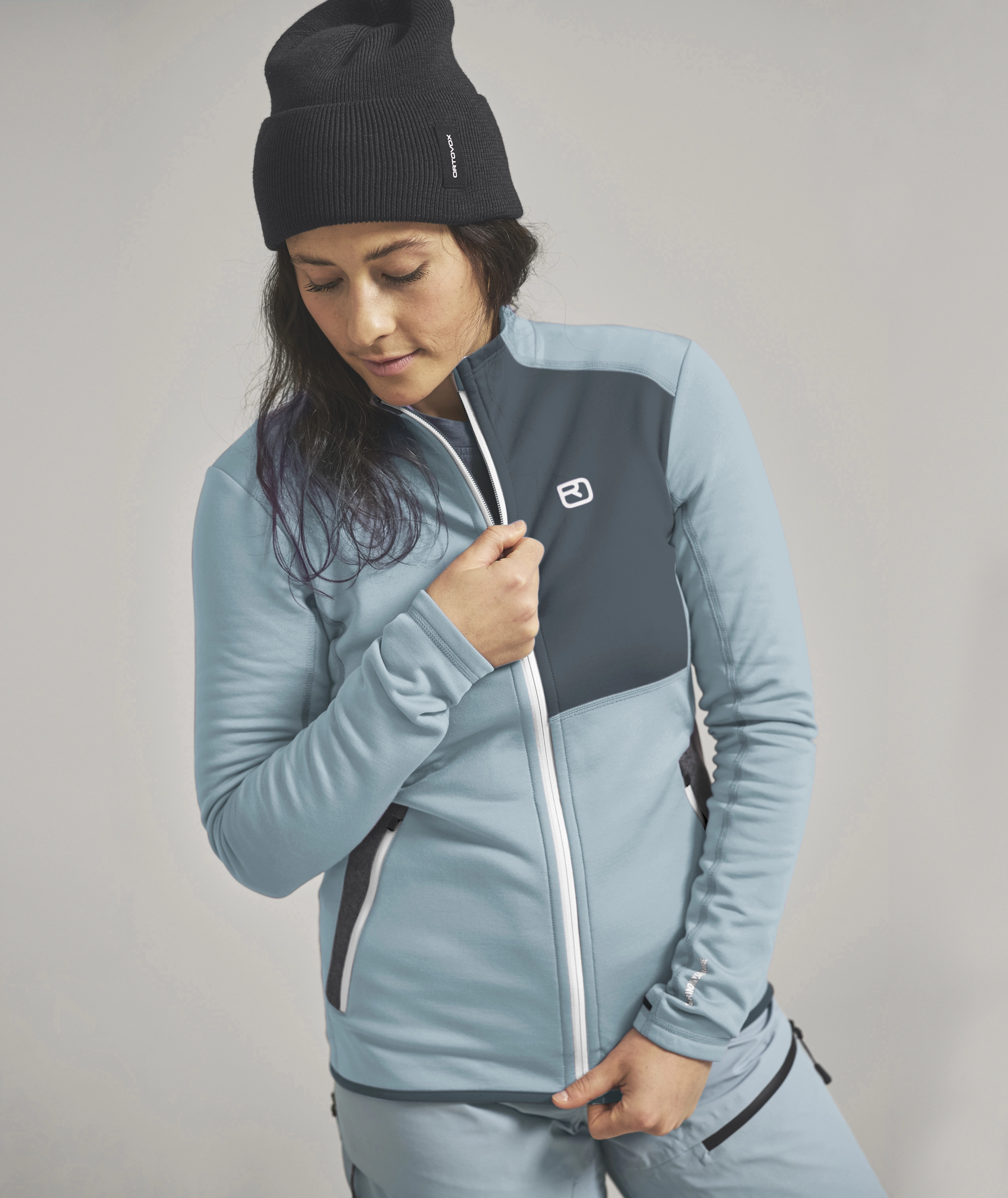 FLEECE JACKET W jacket, fleece, zipper, light blue, contrast panel