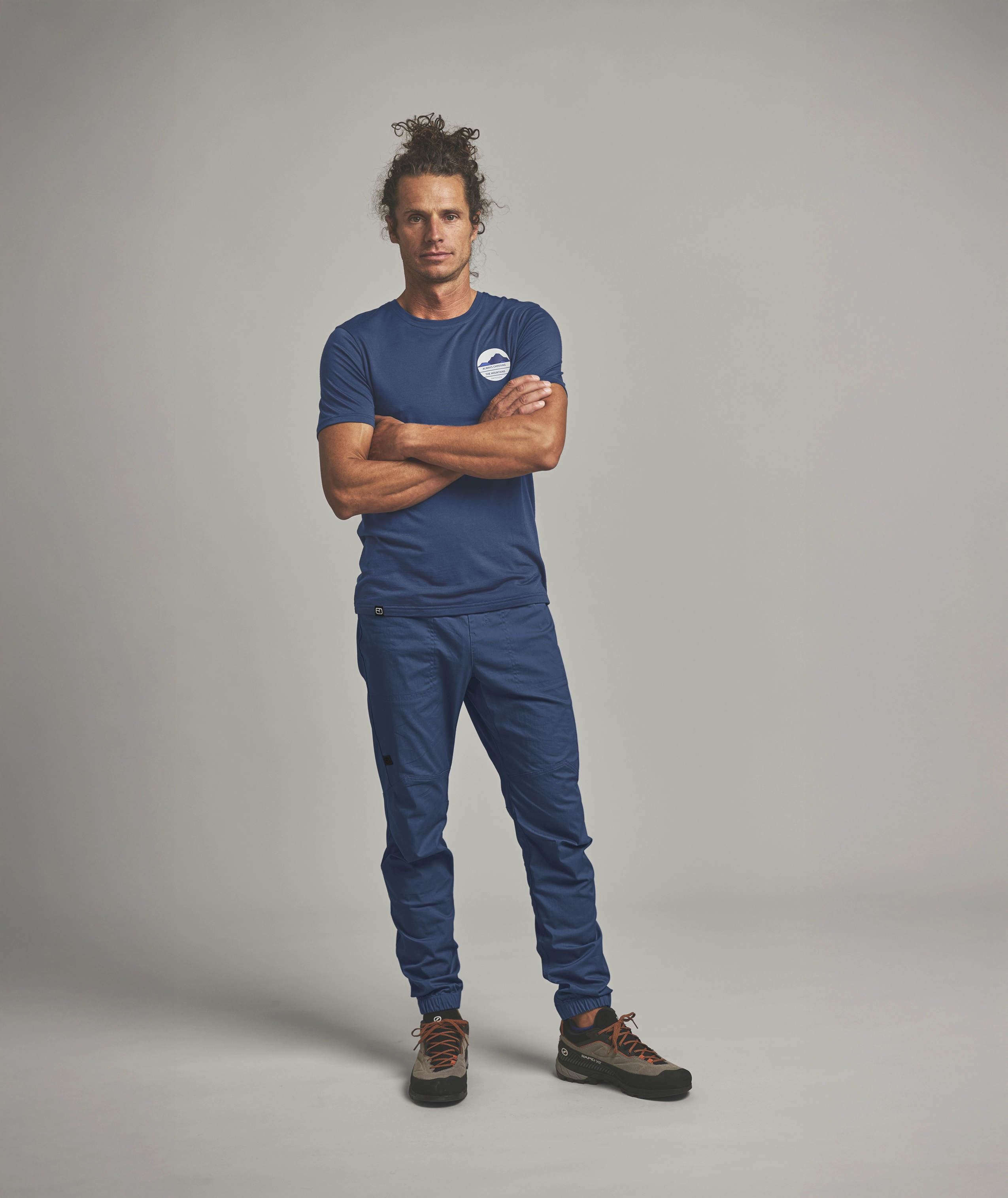 AFFINITY PANTS M t-shirt, short-sleeve, solid color, blue, casual pants