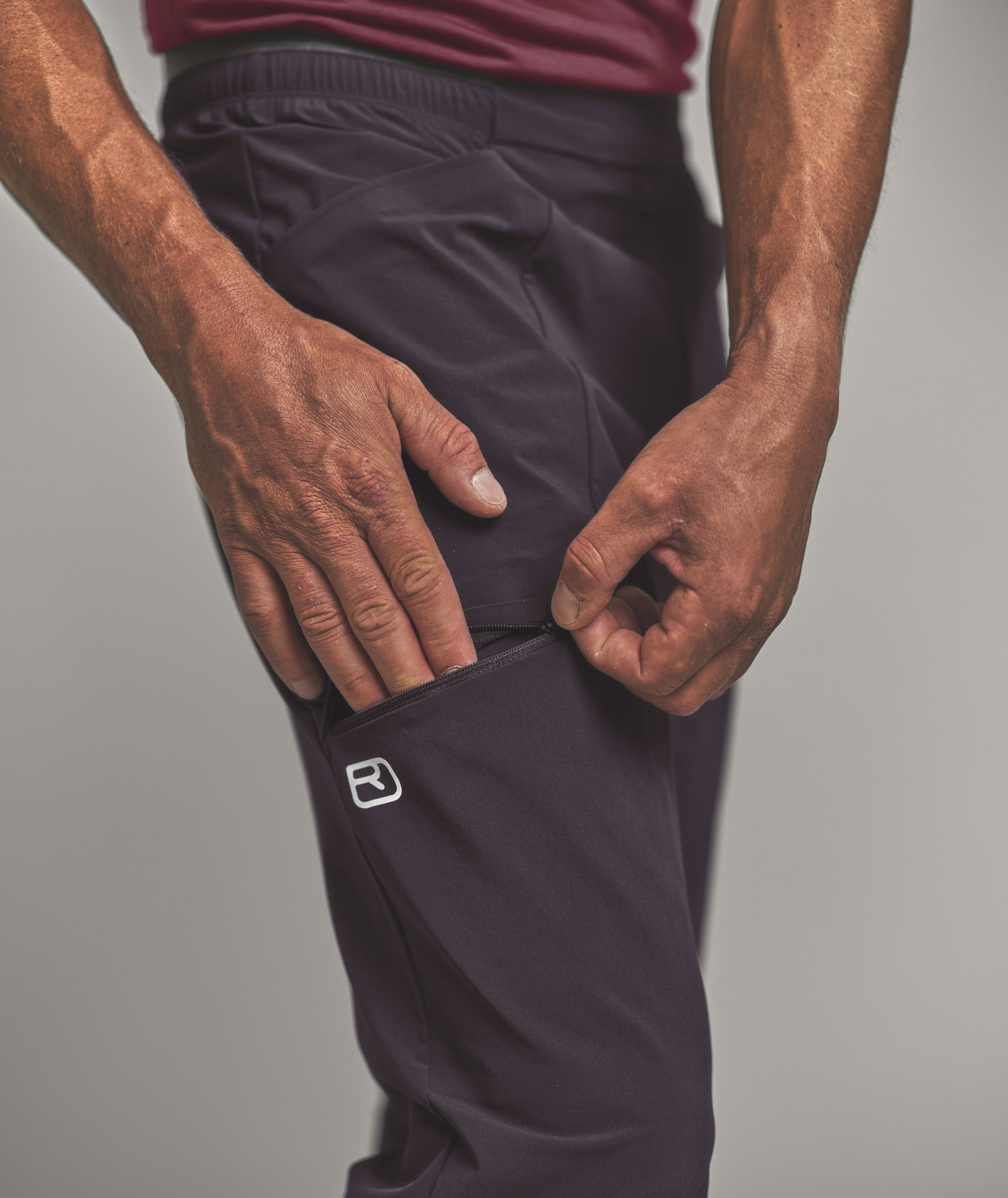 62748-TRACE_PANTS_M-D-04.jpg 62748-TRACE_PANTS_M-D-04.jpg