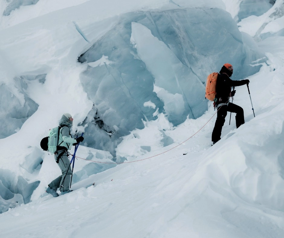 ORTOVOX_Header_HardshellSoftshell_Mobile ice climbing, mountaineering, hikers, snow, backpack