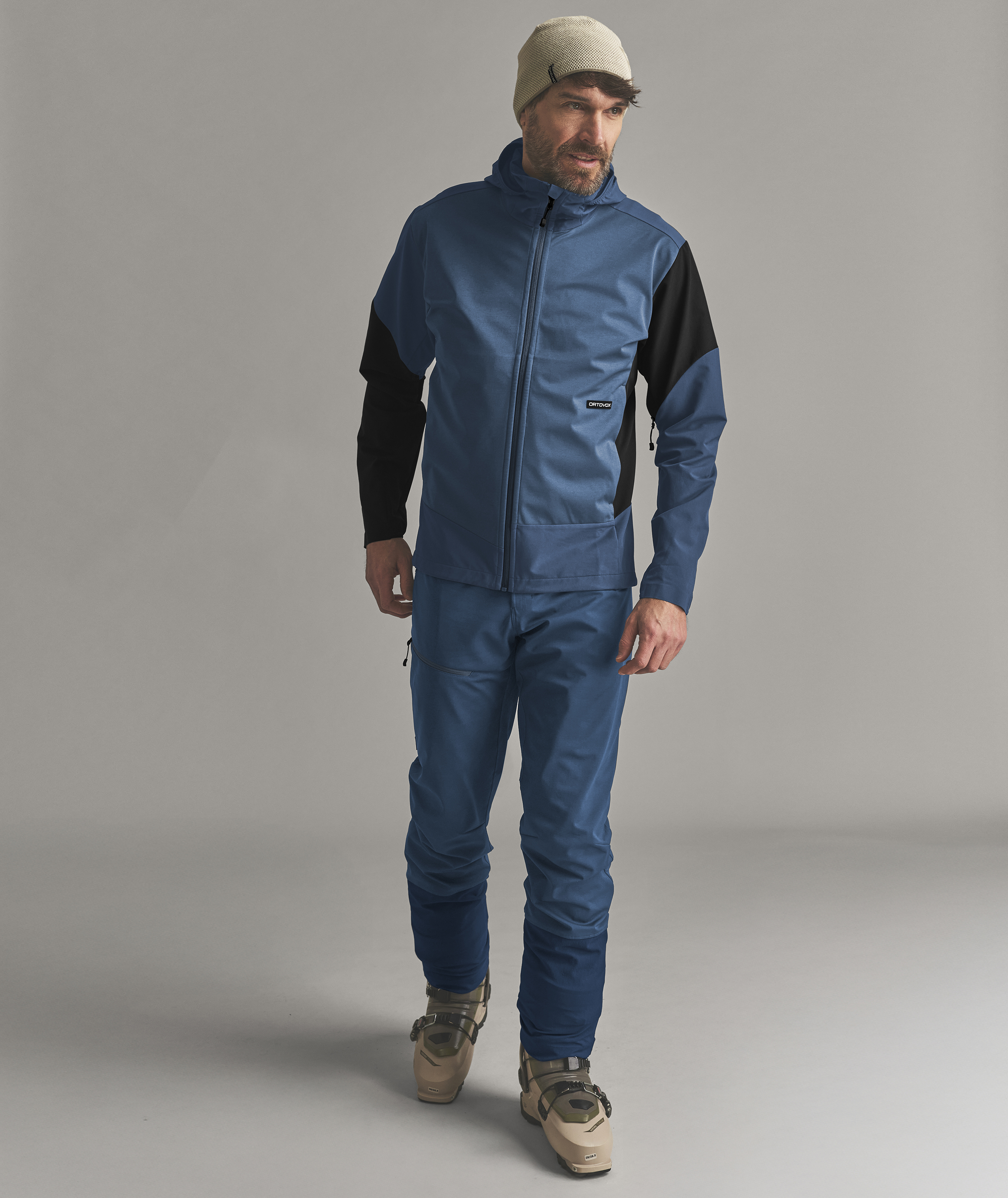 70733-57401-ORTLER_SOFTSHELL_PLUS_PANTS_M-M-01 outerwear, jacket, softshell, blue, hoodie