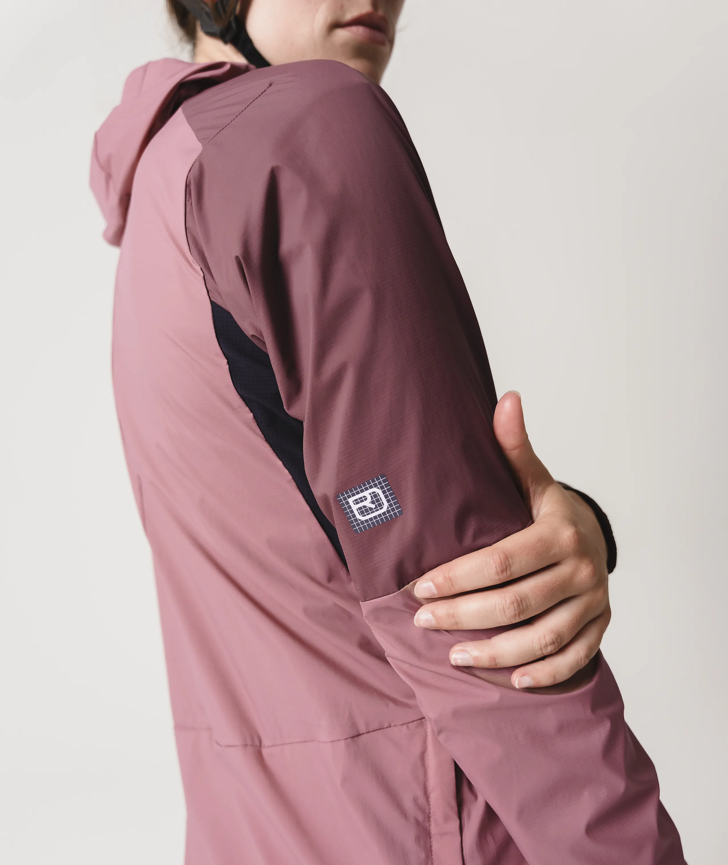 60306-SEQUENCE_WIND_JACKET_W-D-08.png 60306-SEQUENCE_WIND_JACKET_W-D-08.png