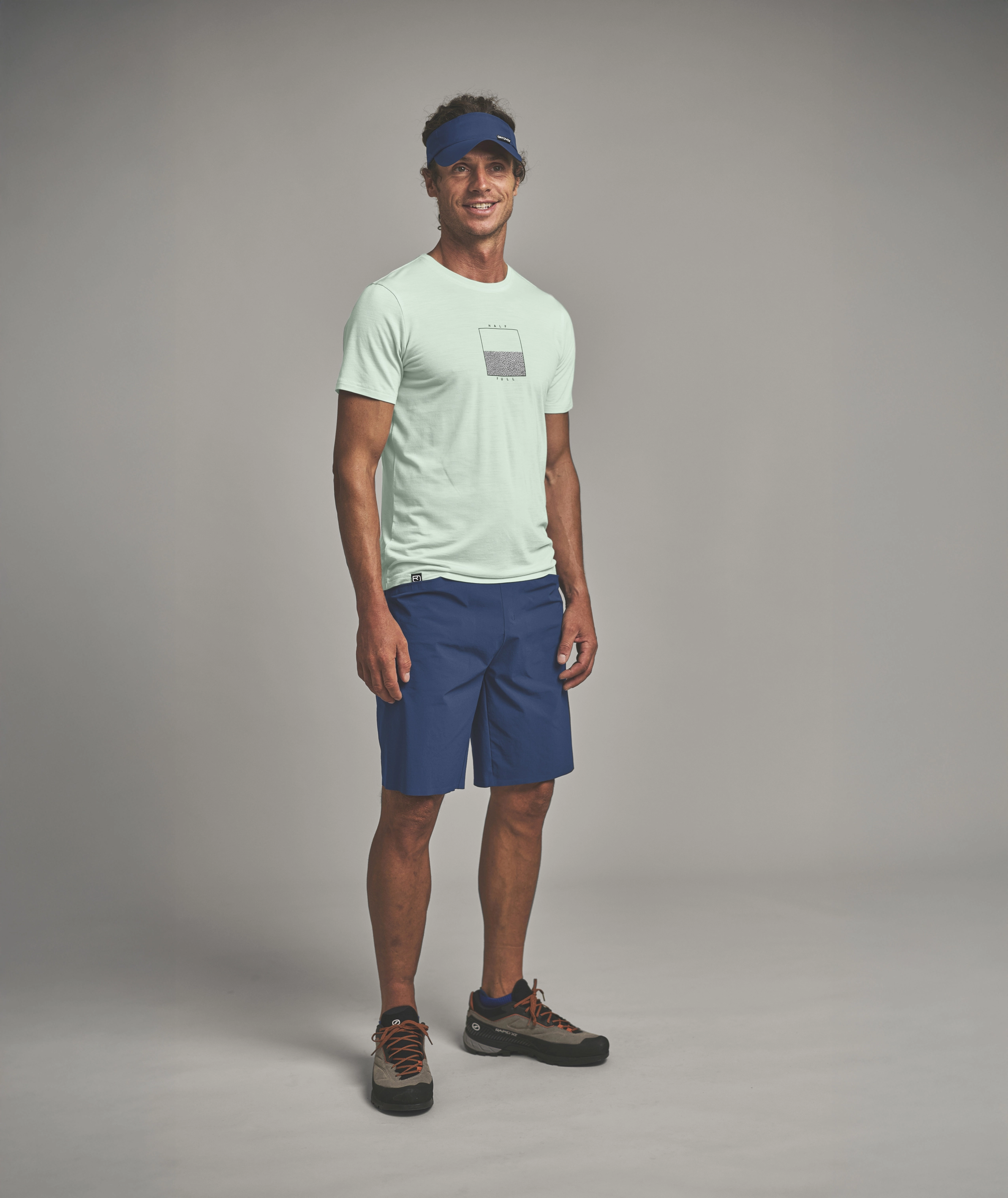88923-63401-150_COOL_HALF_FULL_TS_M-D-01.jpg 88923-63401-150_COOL_HALF_FULL_TS_M-D-01.jpg, t-shirt, shorts, headband, blue, casual