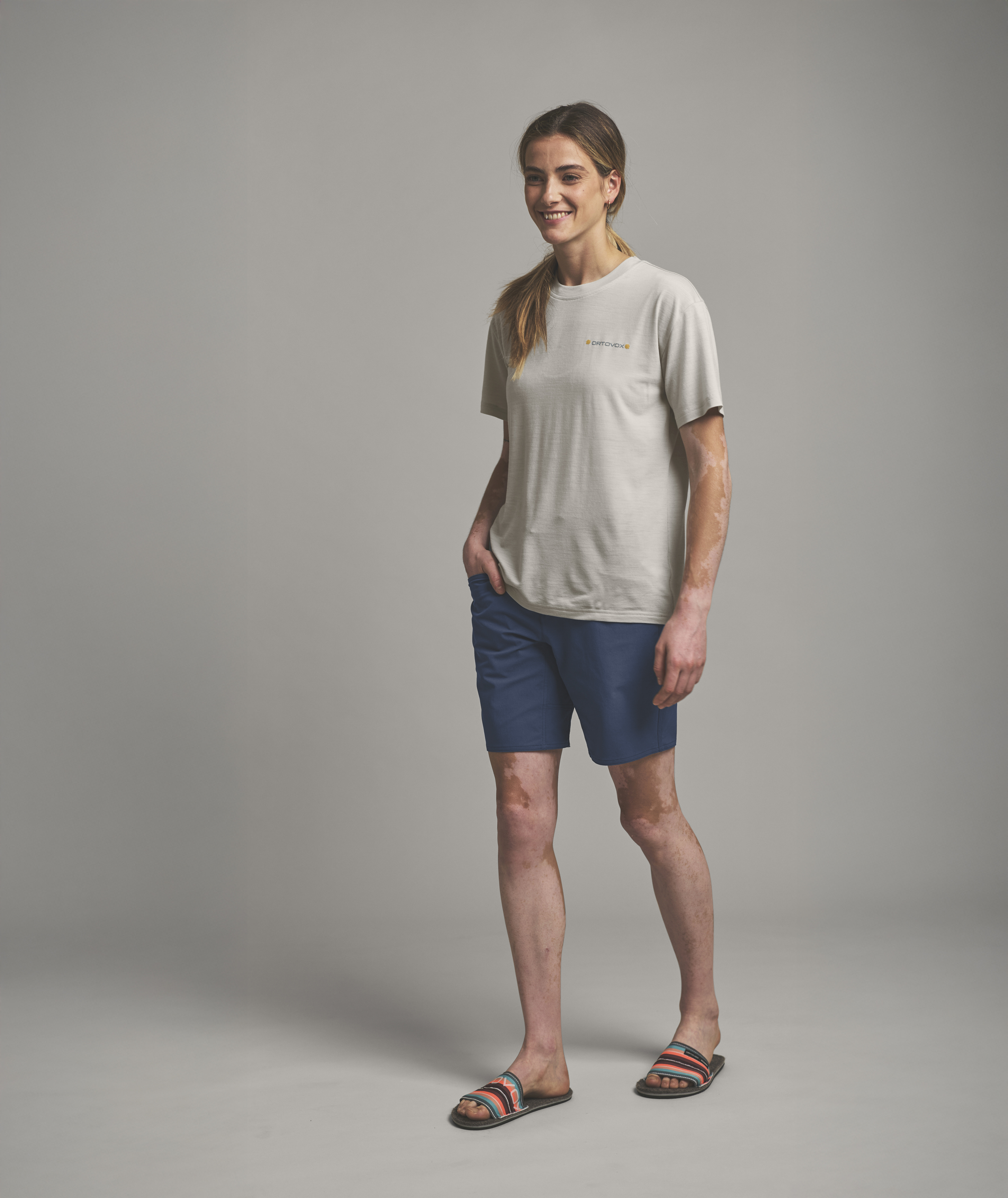 70641-AFFINITY_PLUS_SHORTS_W-D-02.jpg
