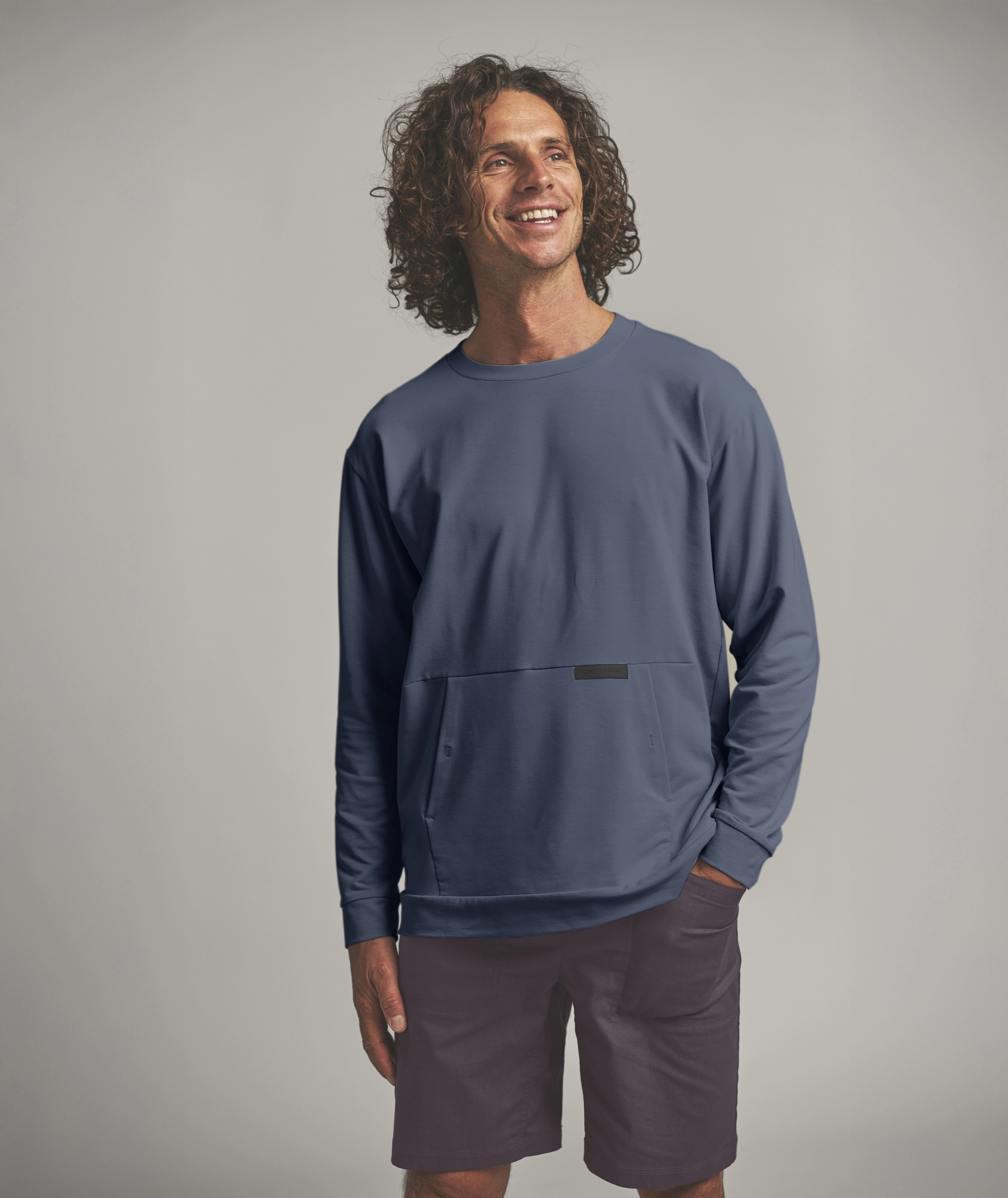 87125-57401-AFFINITY_CREW_NECK_M-D-02.jpg 87125-57401-AFFINITY_CREW_NECK_M-D-02.jpg