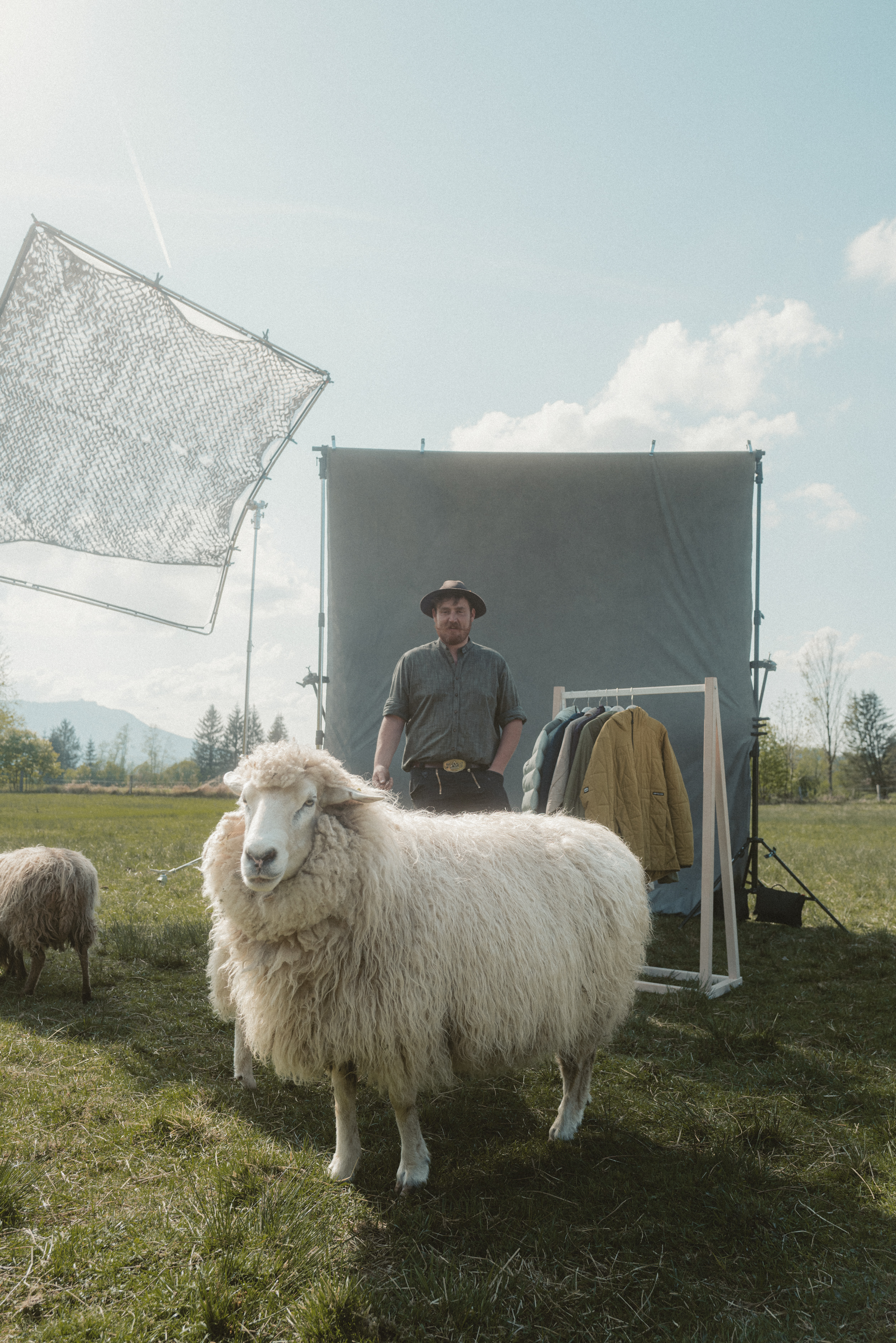 <p style="text-align: center;"><b style=""><font color="#ffffff">Wool</font></b></p>