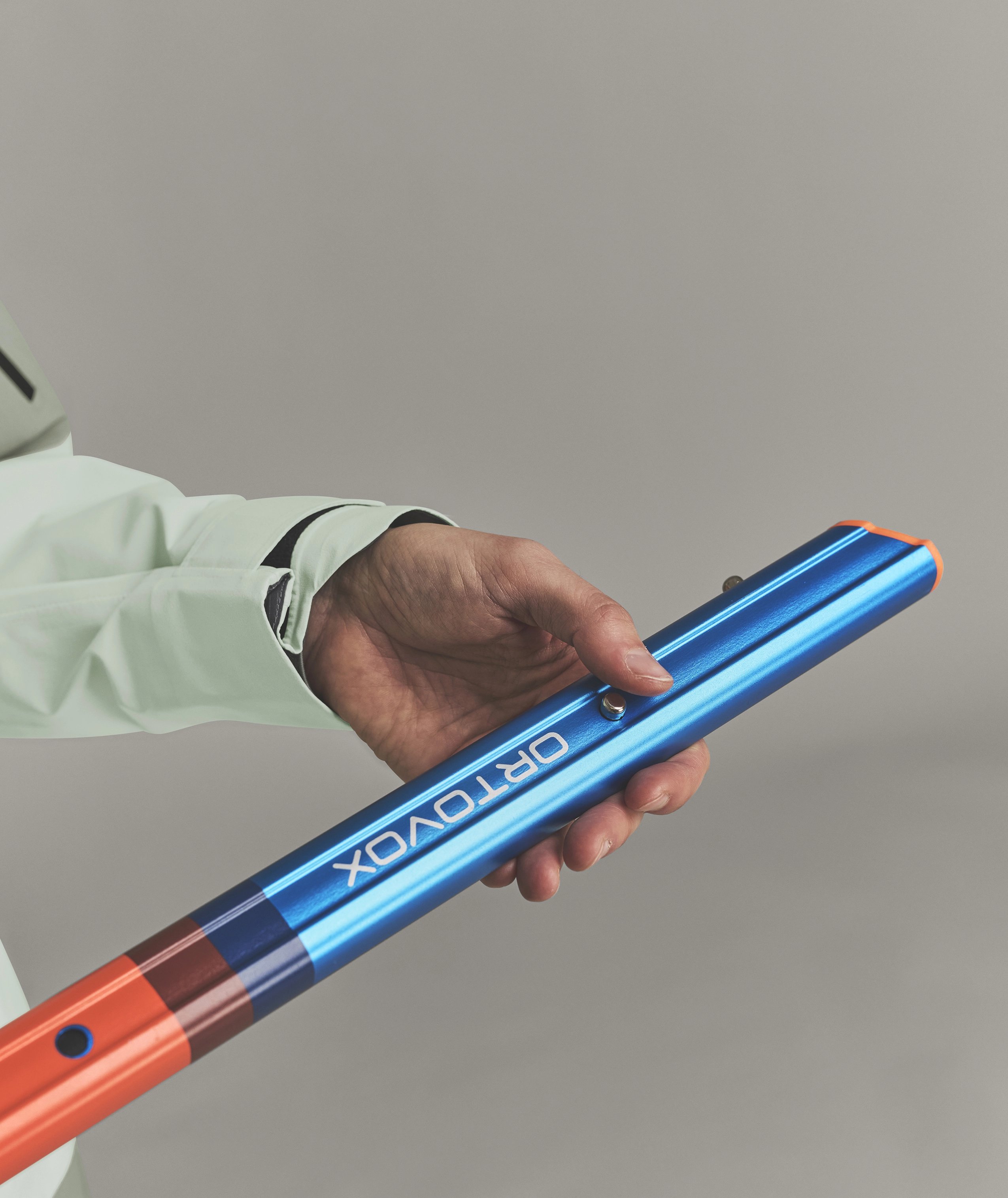 rocket, launch vehicle, metal rod, blue rod, orange cap