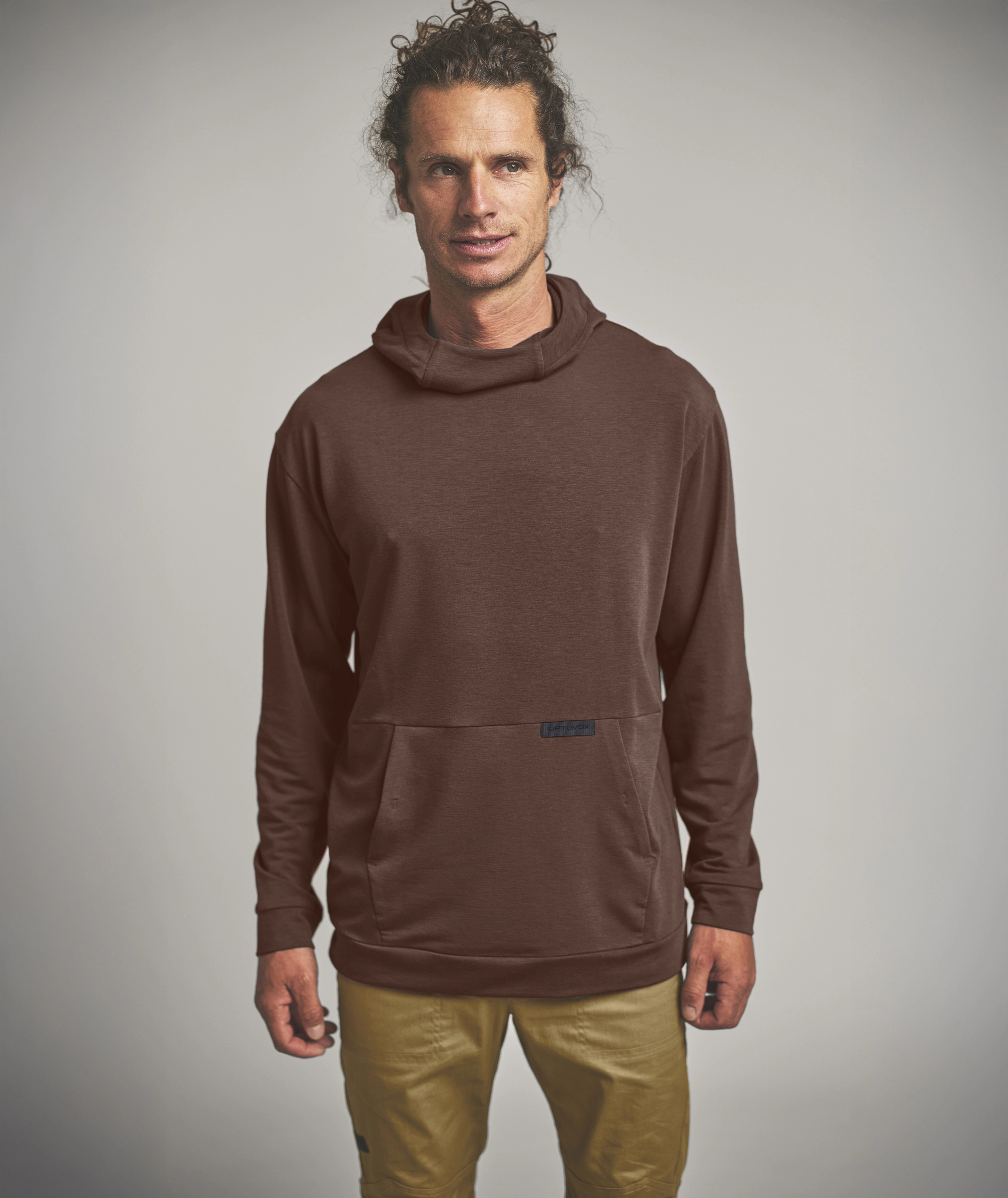 87123-70301-AFFINITY_HOODY_M-D-01.jpg 87123-70301-AFFINITY_HOODY_M-D-01.jpg, hoodie, brown, pullover, kangaroo pocket, long-sleeve