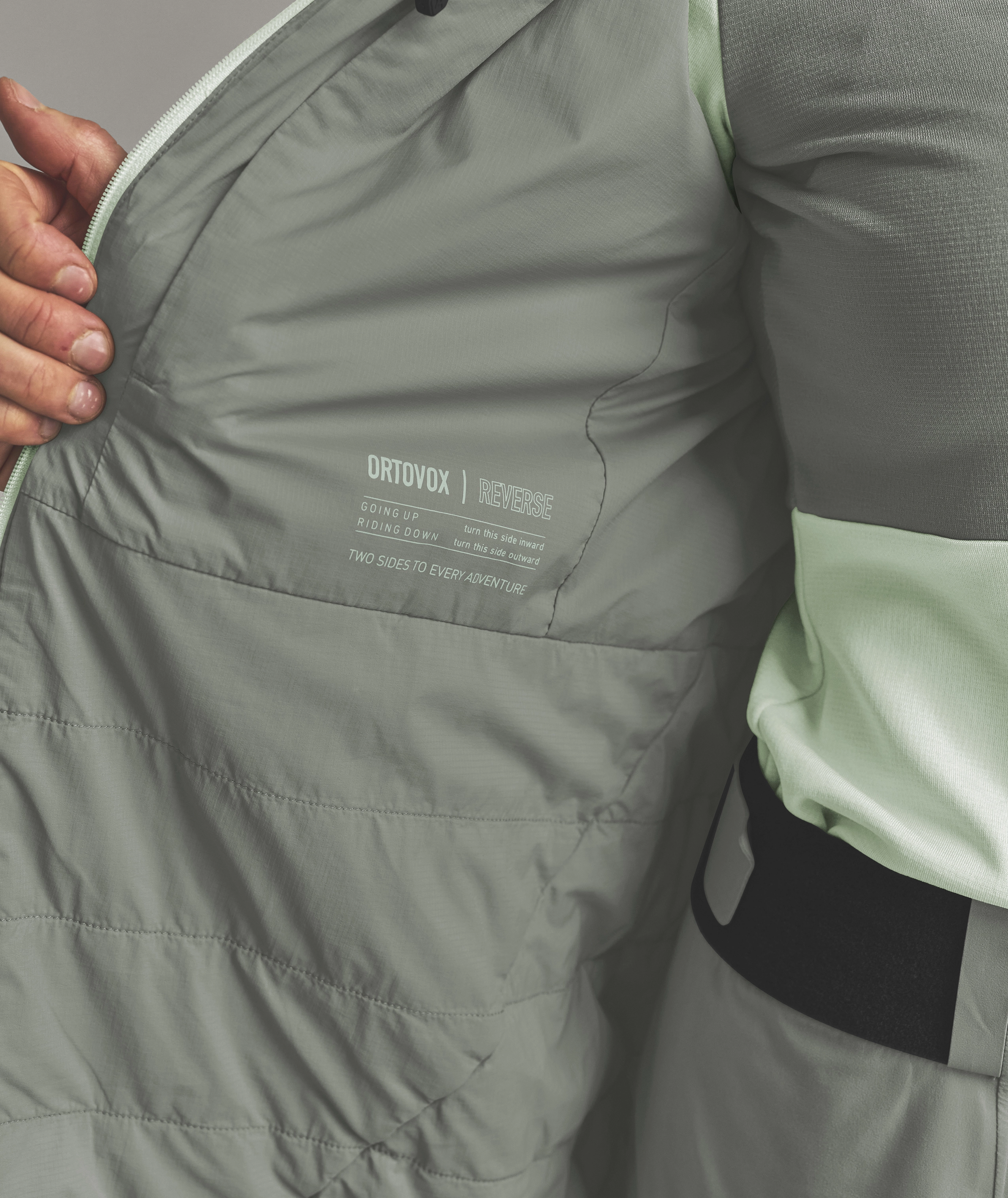 ORTLER METAWOOL 60 REV JKT W ORTLER METAWOOL 60 REV JKT W