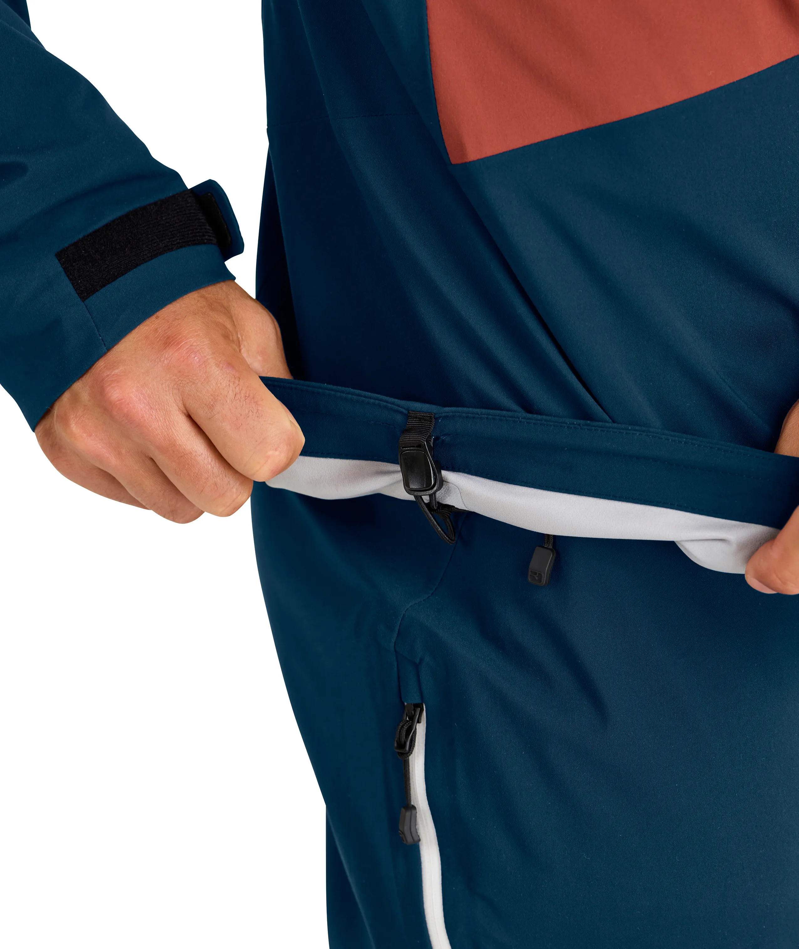 70256-WESTALPEN_3L_JACKET_M-D-04.jpg