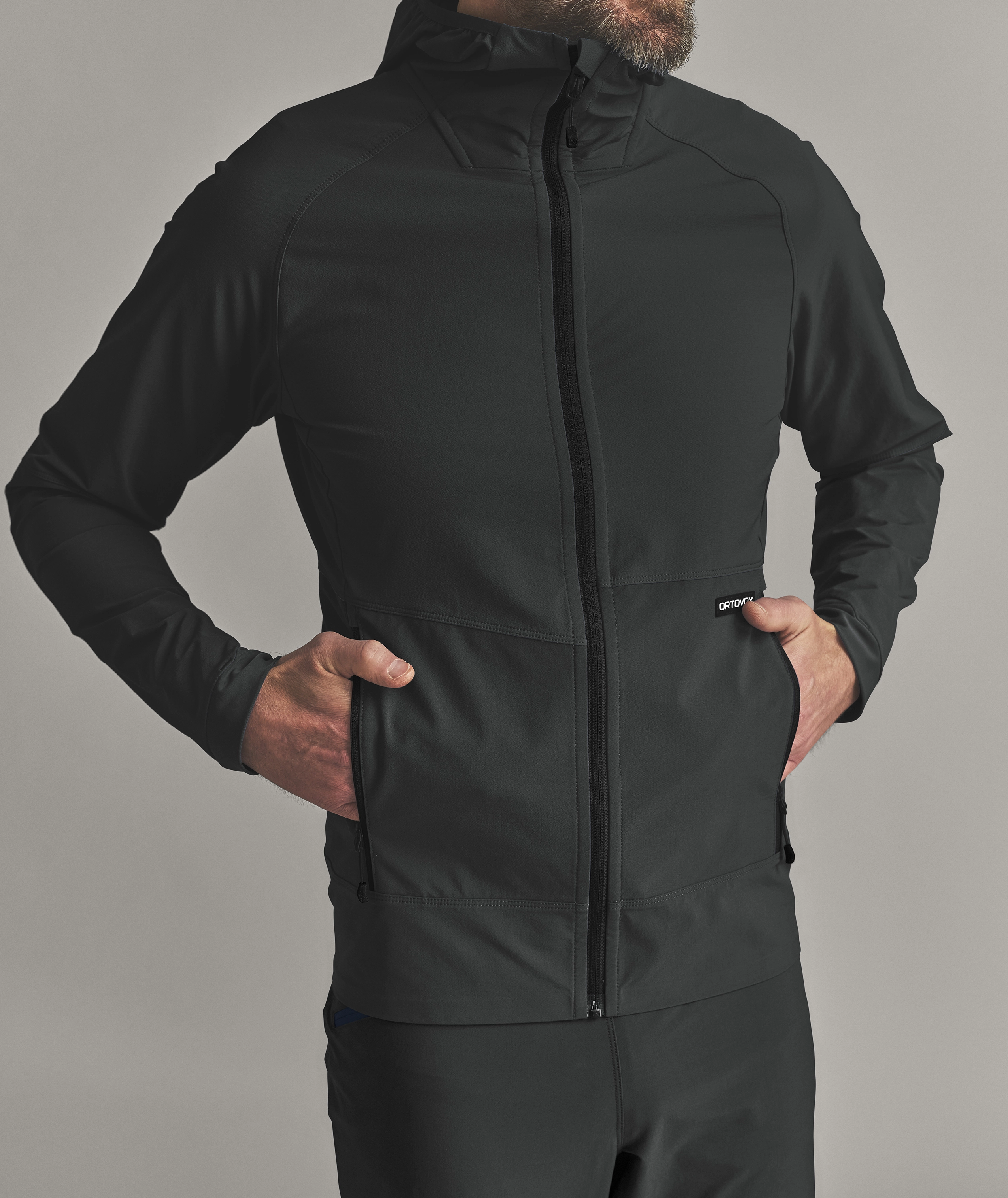 VENET SOFTSHELL HOODED JKT M