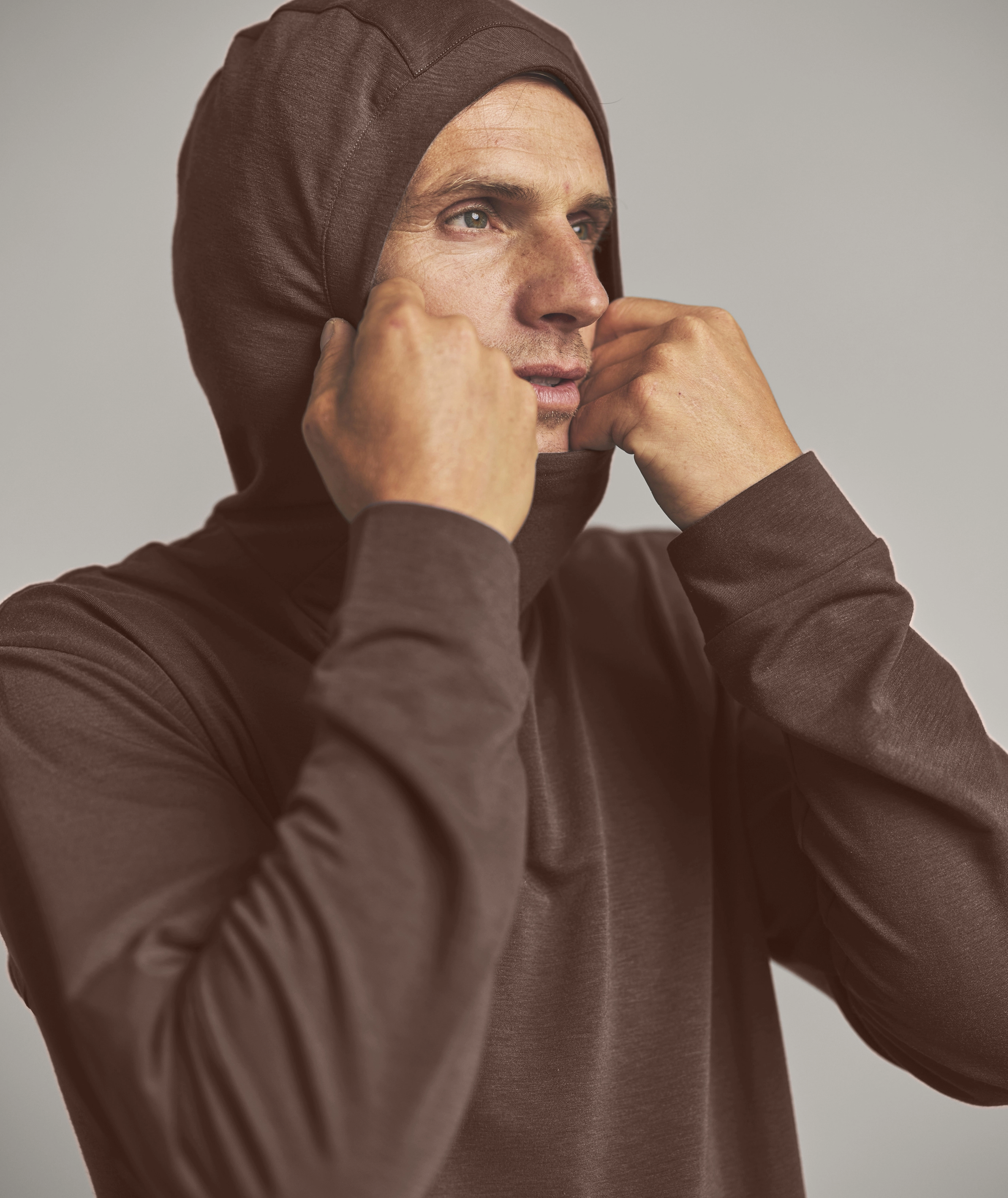 87123-70301-AFFINITY_HOODY_M-D-02.jpg 87123-70301-AFFINITY_HOODY_M-D-02.jpg, hoodie, hooded sweatshirt, brown, long-sleeve, man