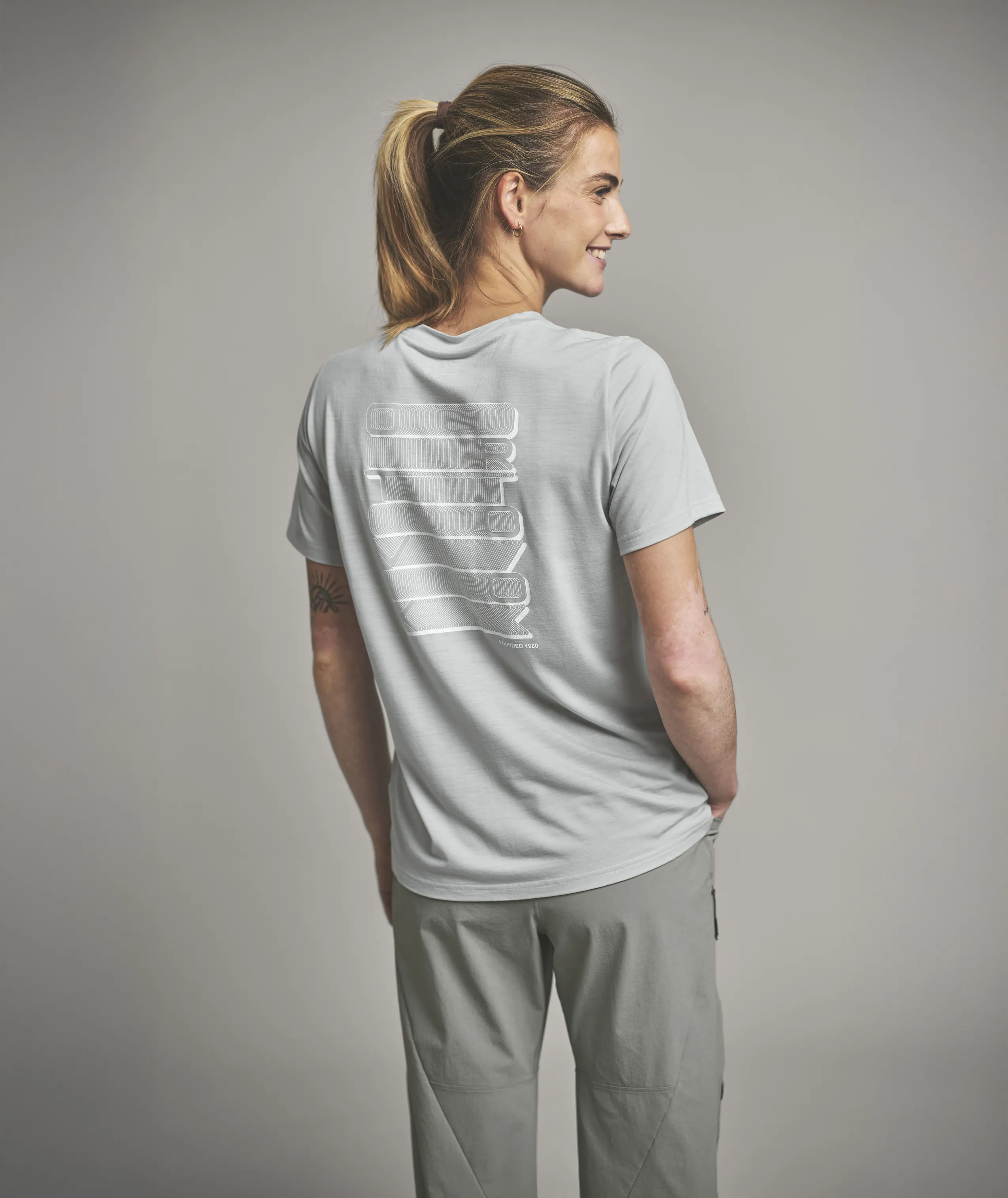88924-150_COOL_LOGO_STAPLE_TS_W-D-02.jpg 88924-150_COOL_LOGO_STAPLE_TS_W-D-02.jpg