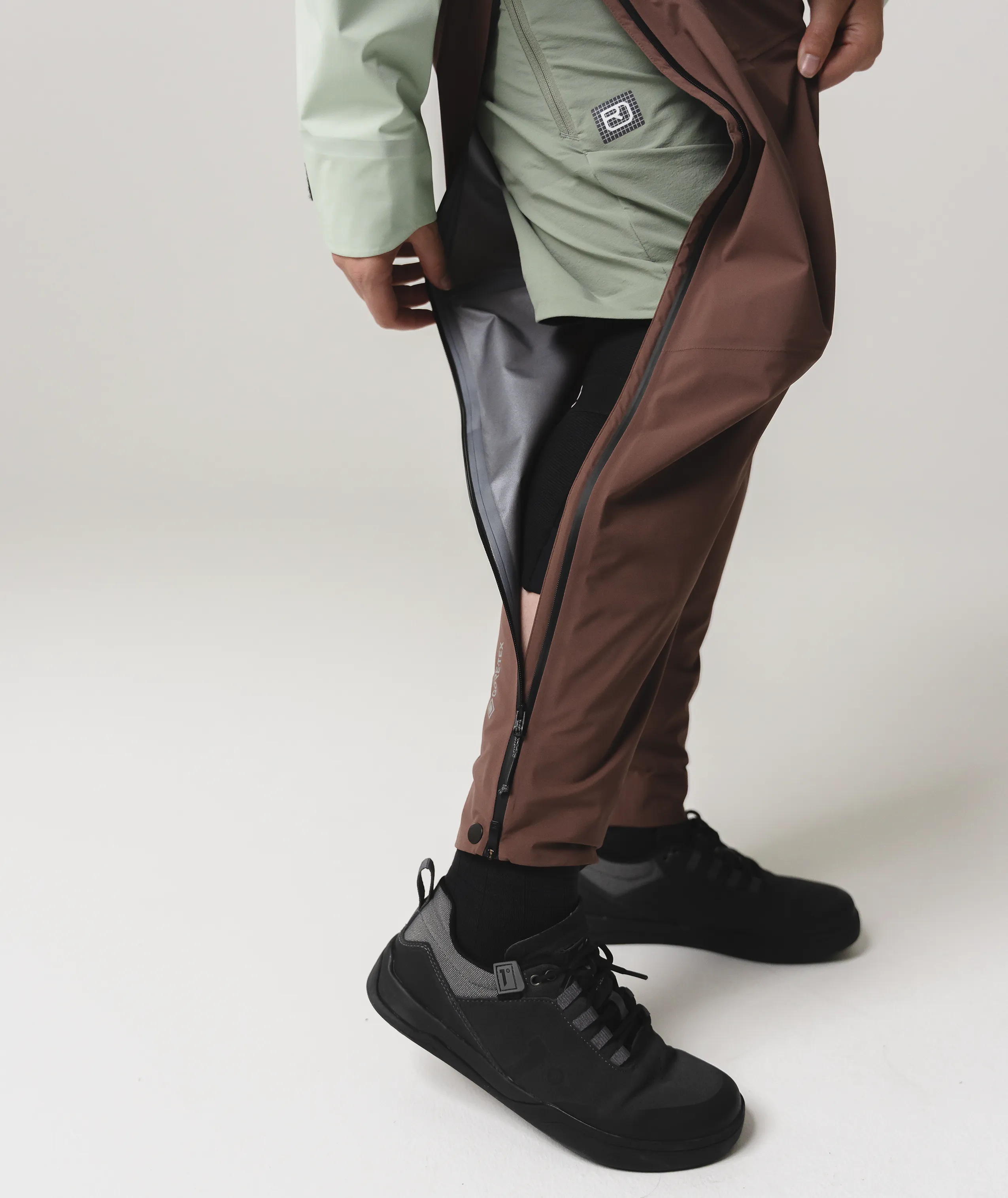70645-SEQUENCE_GORE_TEX_PANTS_W-D-03.png 70645-SEQUENCE_GORE_TEX_PANTS_W-D-03.png