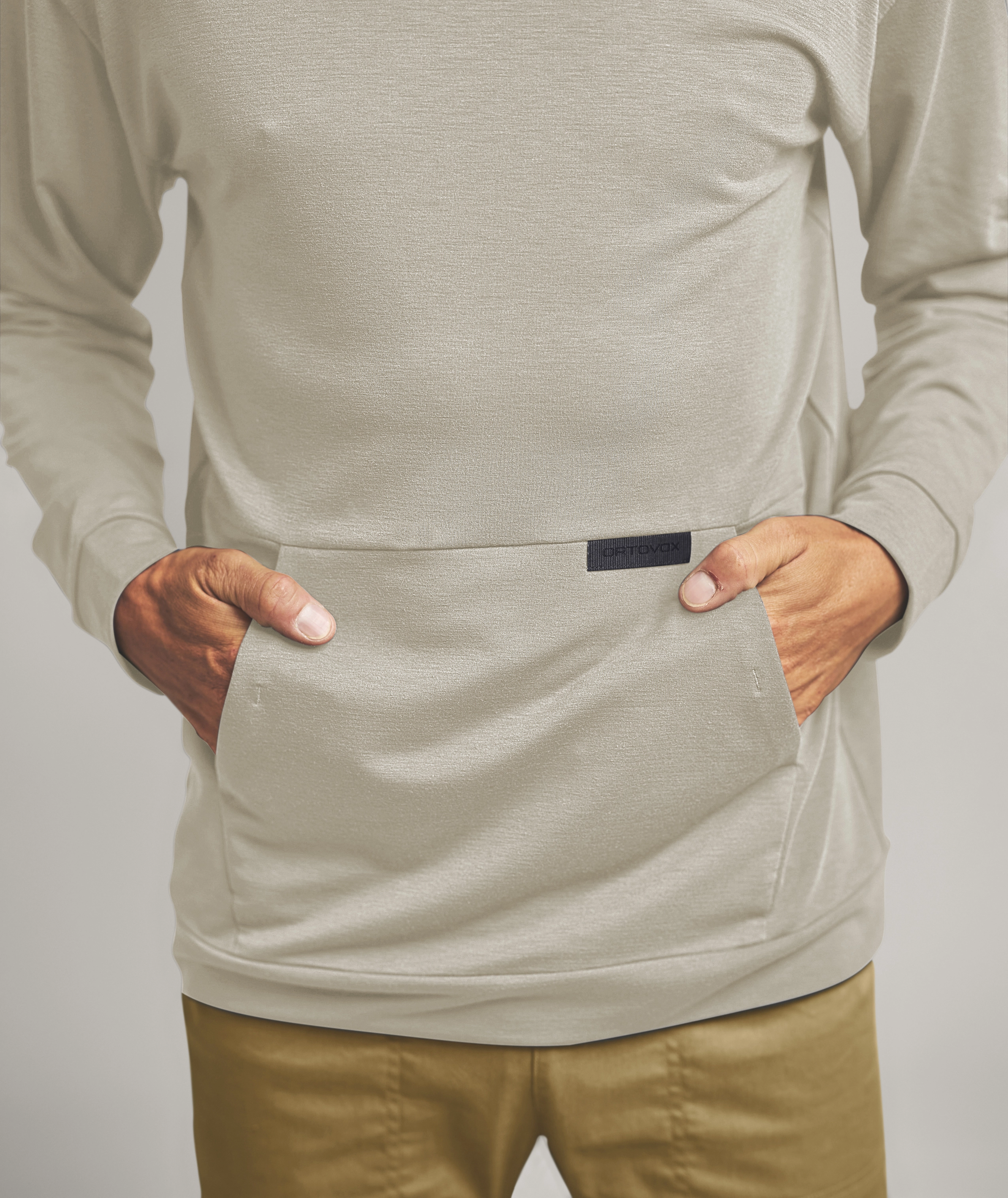 87123-00201-AFFINITY_HOODY_M-D-03_1.jpg 87123-00201-AFFINITY_HOODY_M-D-03_1.jpg