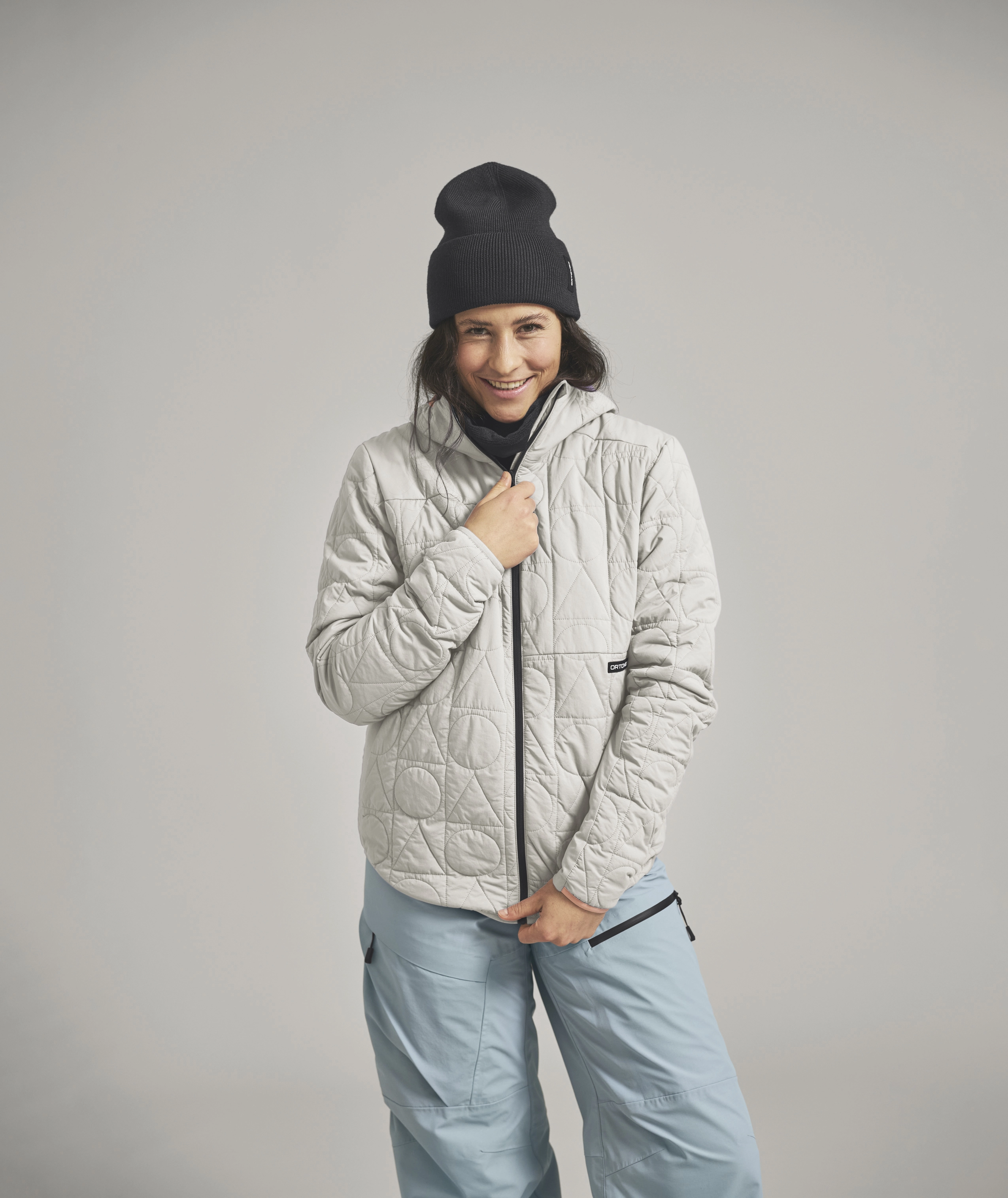 70883-00201-RAVINE_METAWOOL_90_JACKET_W-M-01_1.jpg, jacket, padded, quilted, beanie, pants