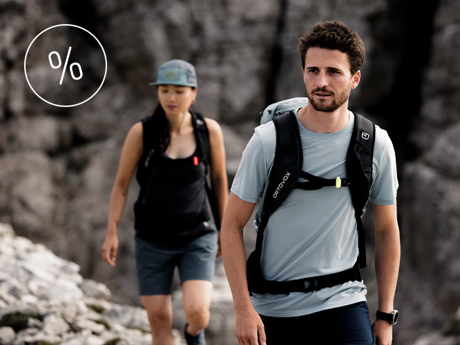 250220_LP_NL_S25_4erKachel_666x500_Deals_CWI Hiking, Person, Shorts, Bag, Man