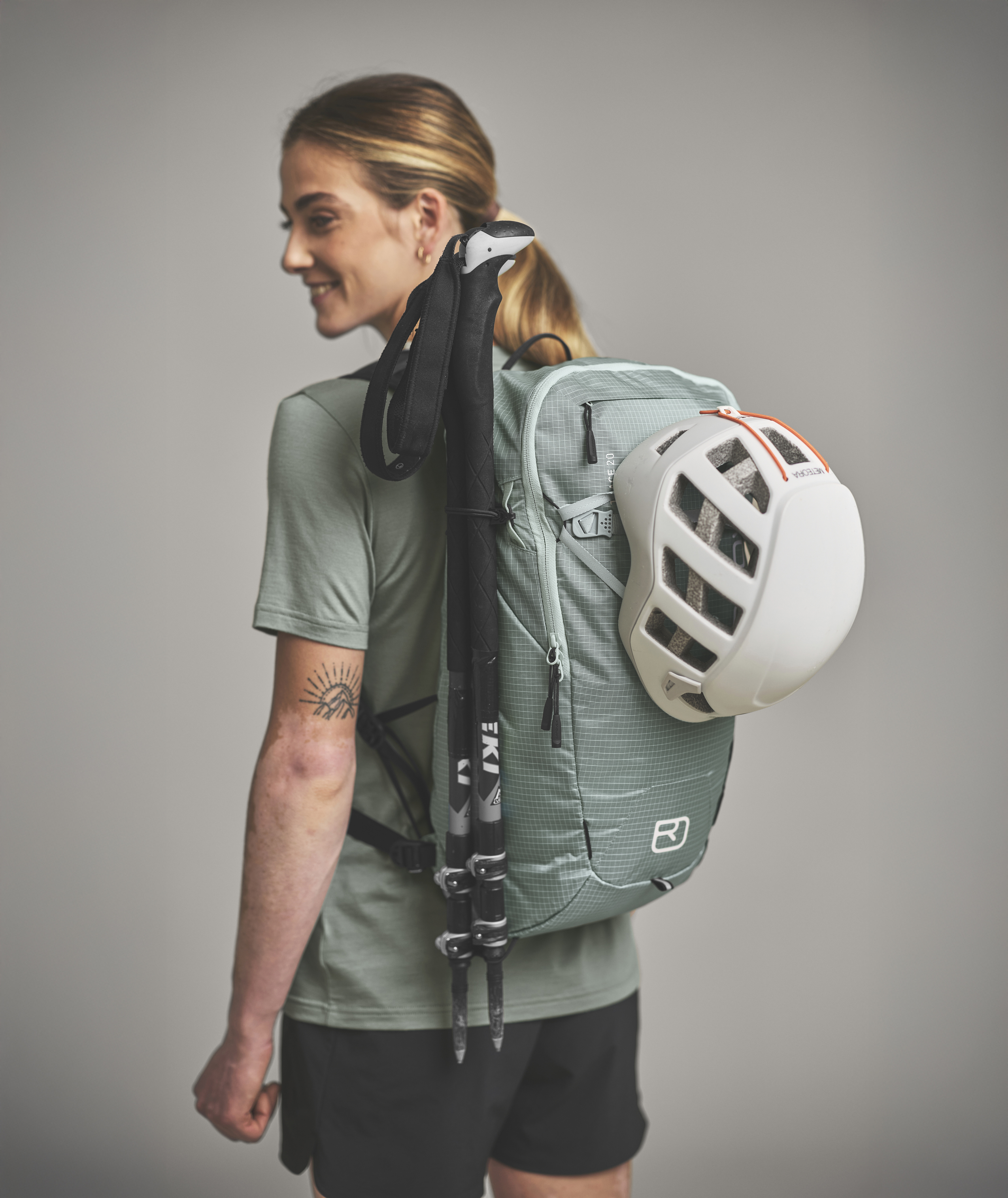 48574-TRACE_20-D-01.jpg 48574-TRACE_20-D-01.jpg