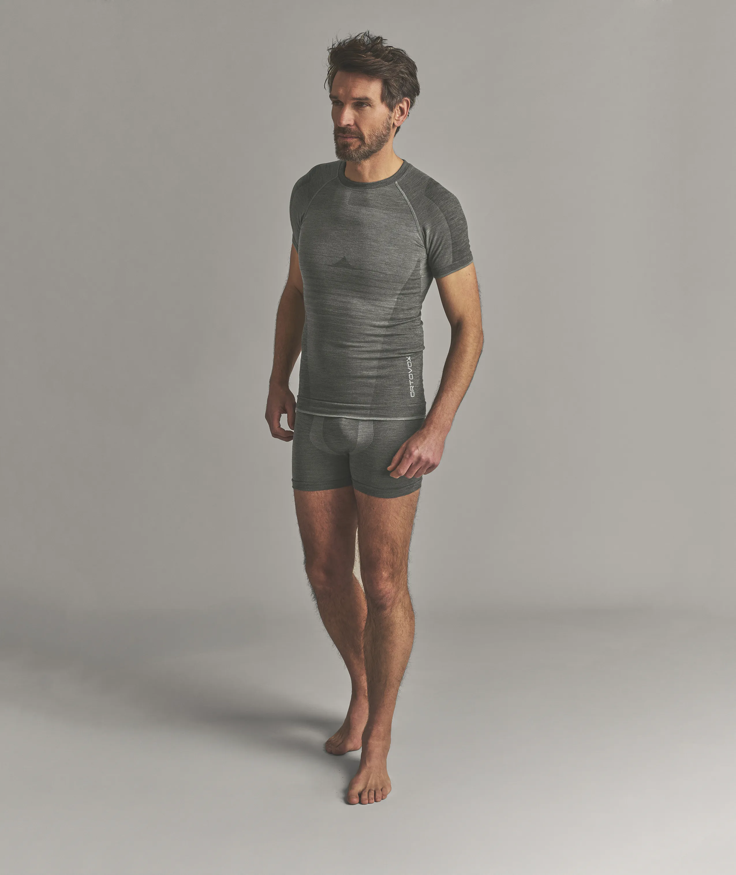 compression shirt, short sleeve, men, athletic, gray
