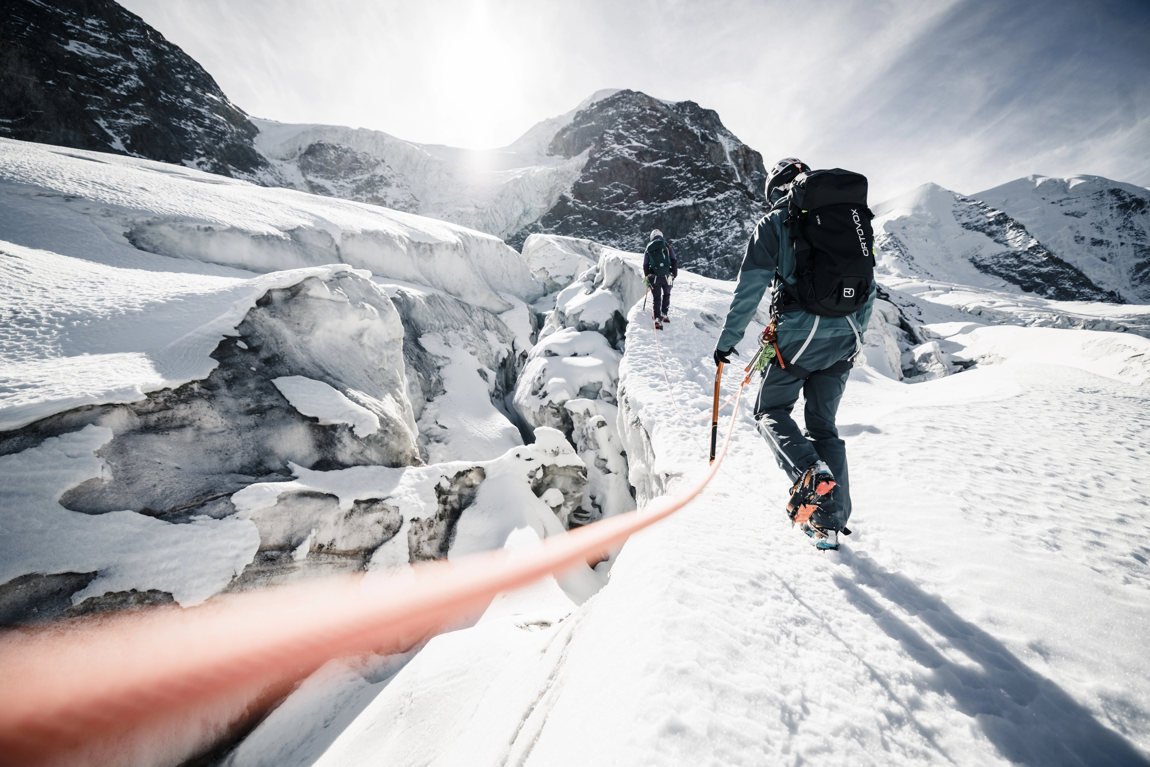 _DB_0446_SAFETY ICE_S24_PIZ PAL_MaxDraeger_MedRes snow, mountains, hikers, climbing, backpack