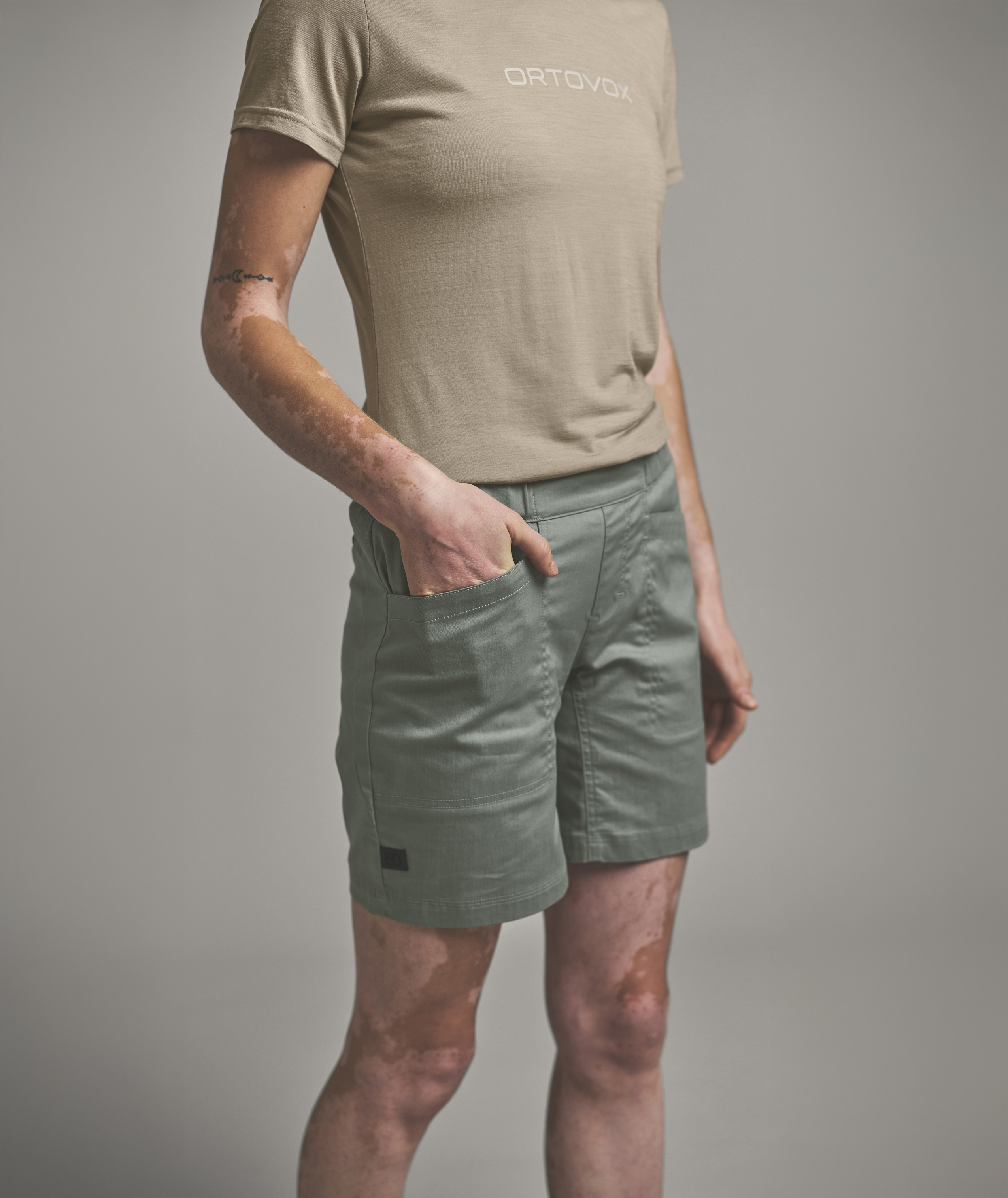 70433-AFFINITY_SHORTS_W-D-02.jpg