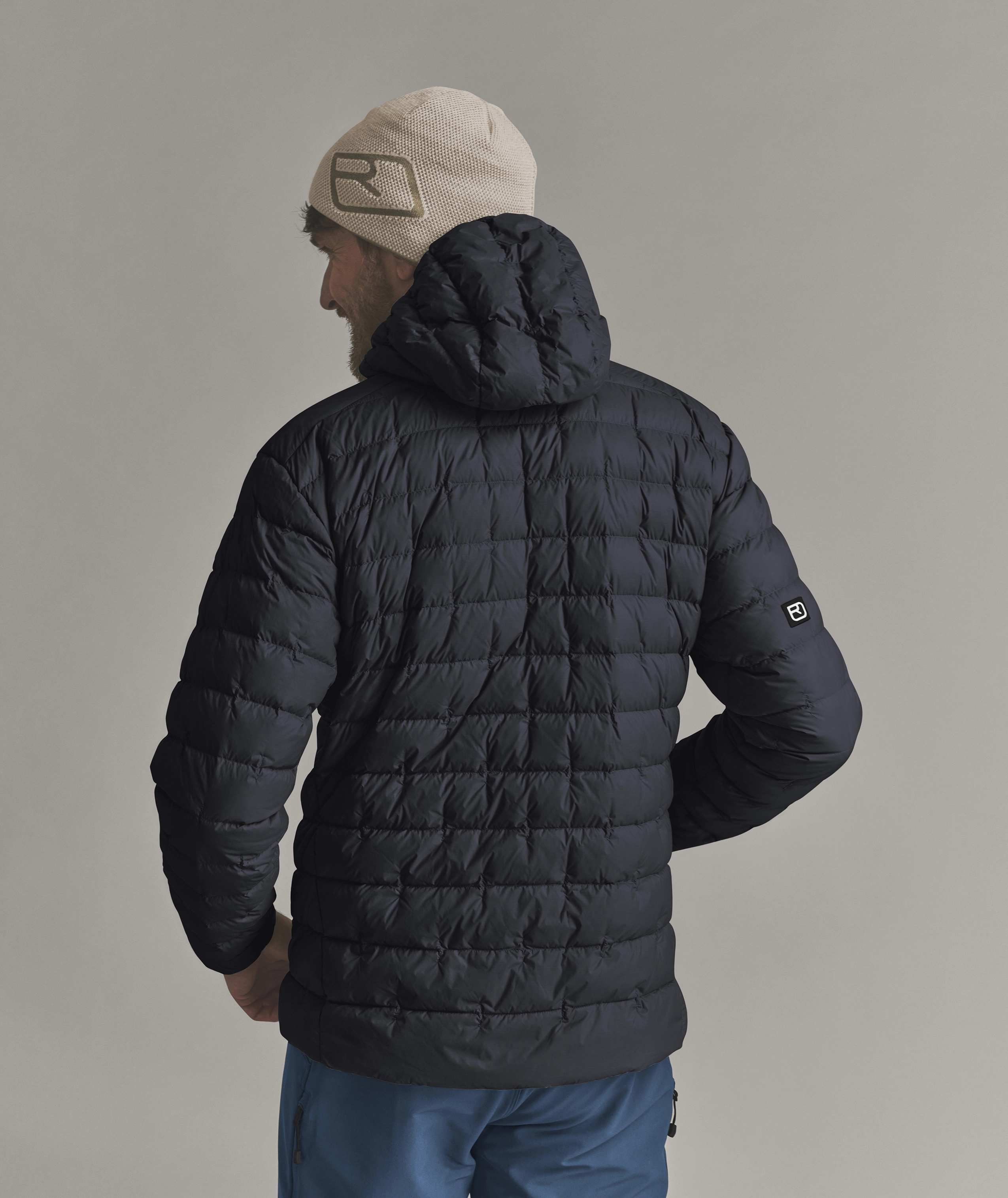 DOWNWOOL 180 HOODED JACKET M DOWNWOOL 180 HOODED JACKET M