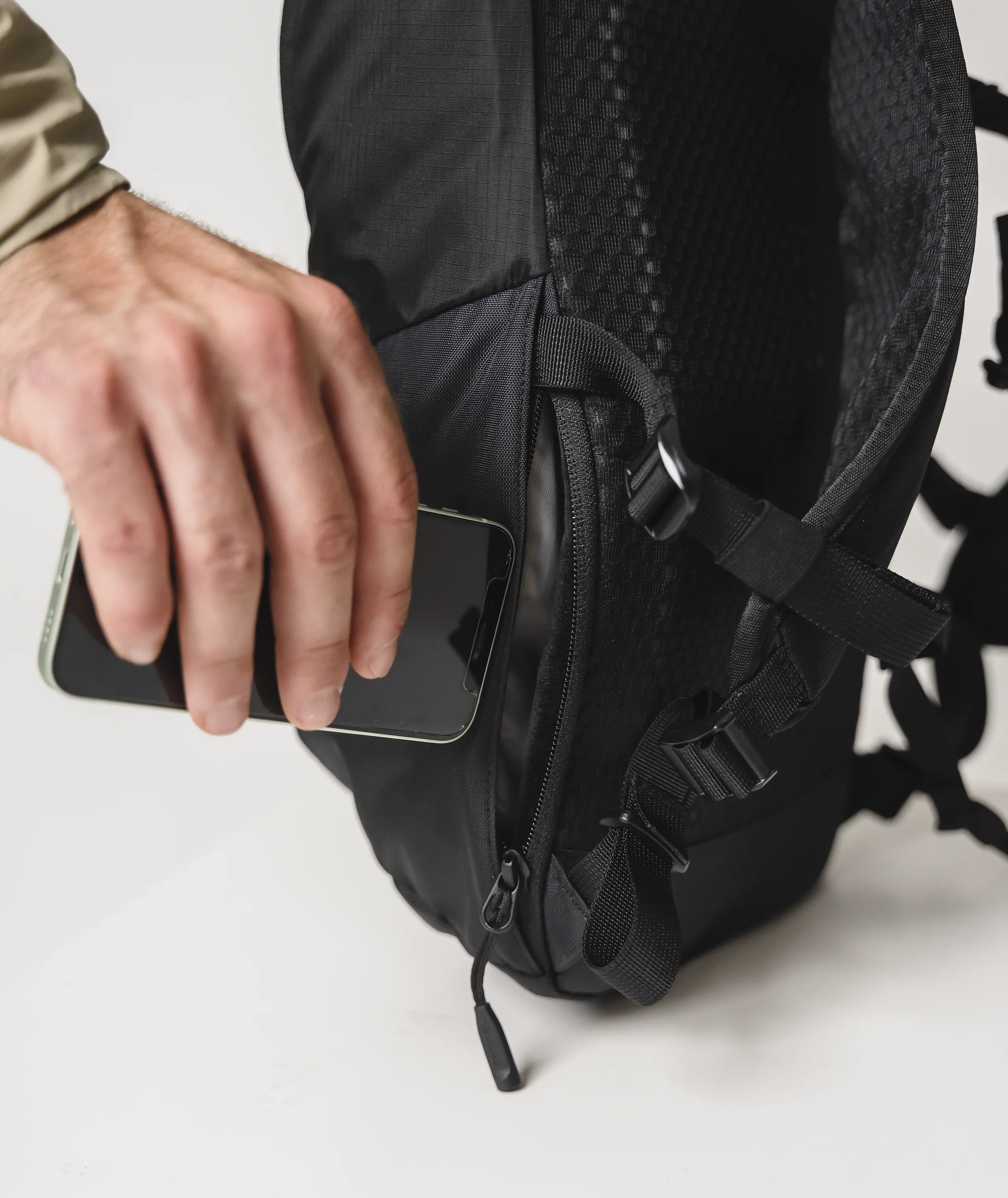 48571-SEQUENCE_DAYPACK_15-D-07.png