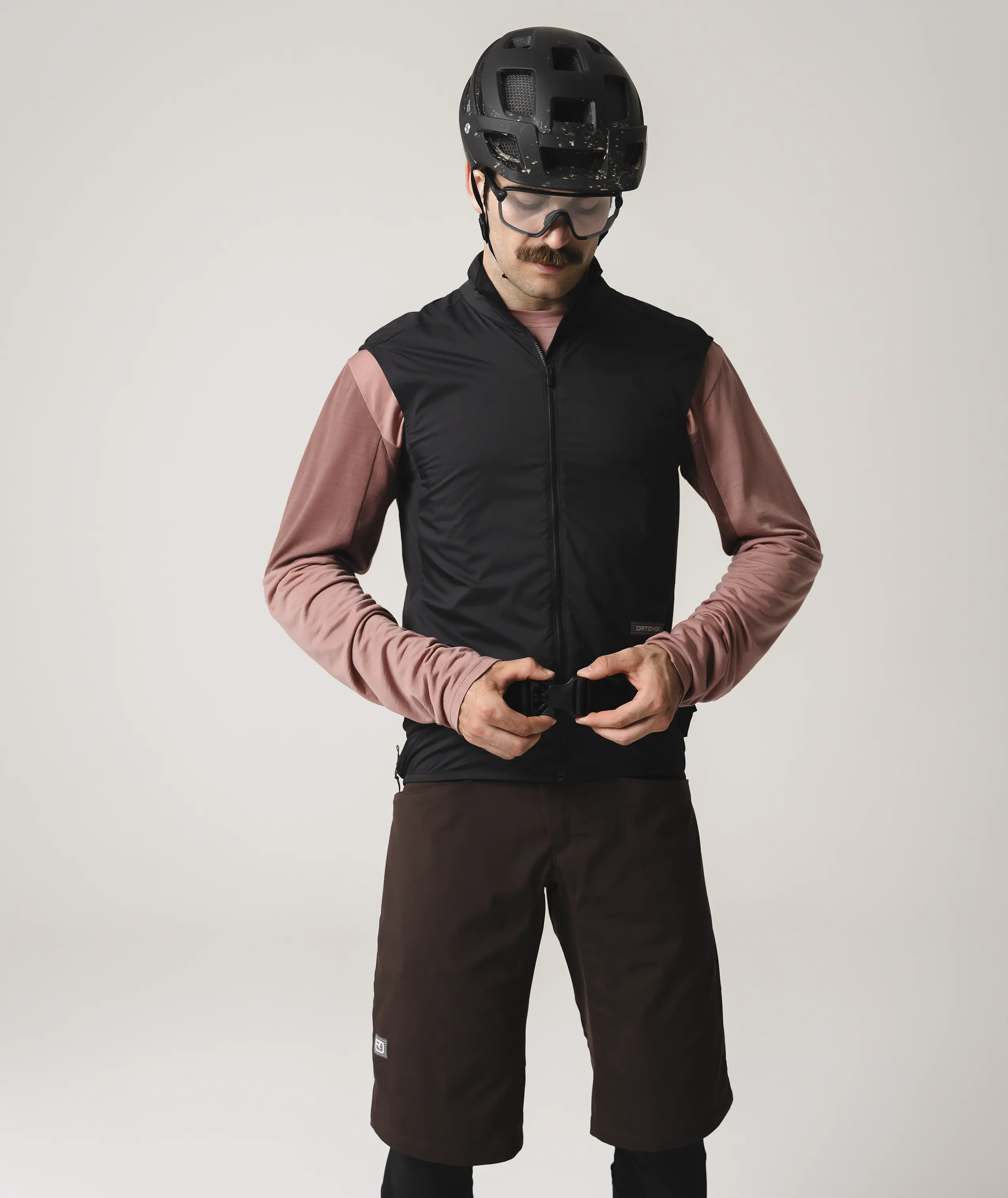 47501-SEQUENCE_HIP_POUCH-D-02.png 47501-SEQUENCE_HIP_POUCH-D-02.png
