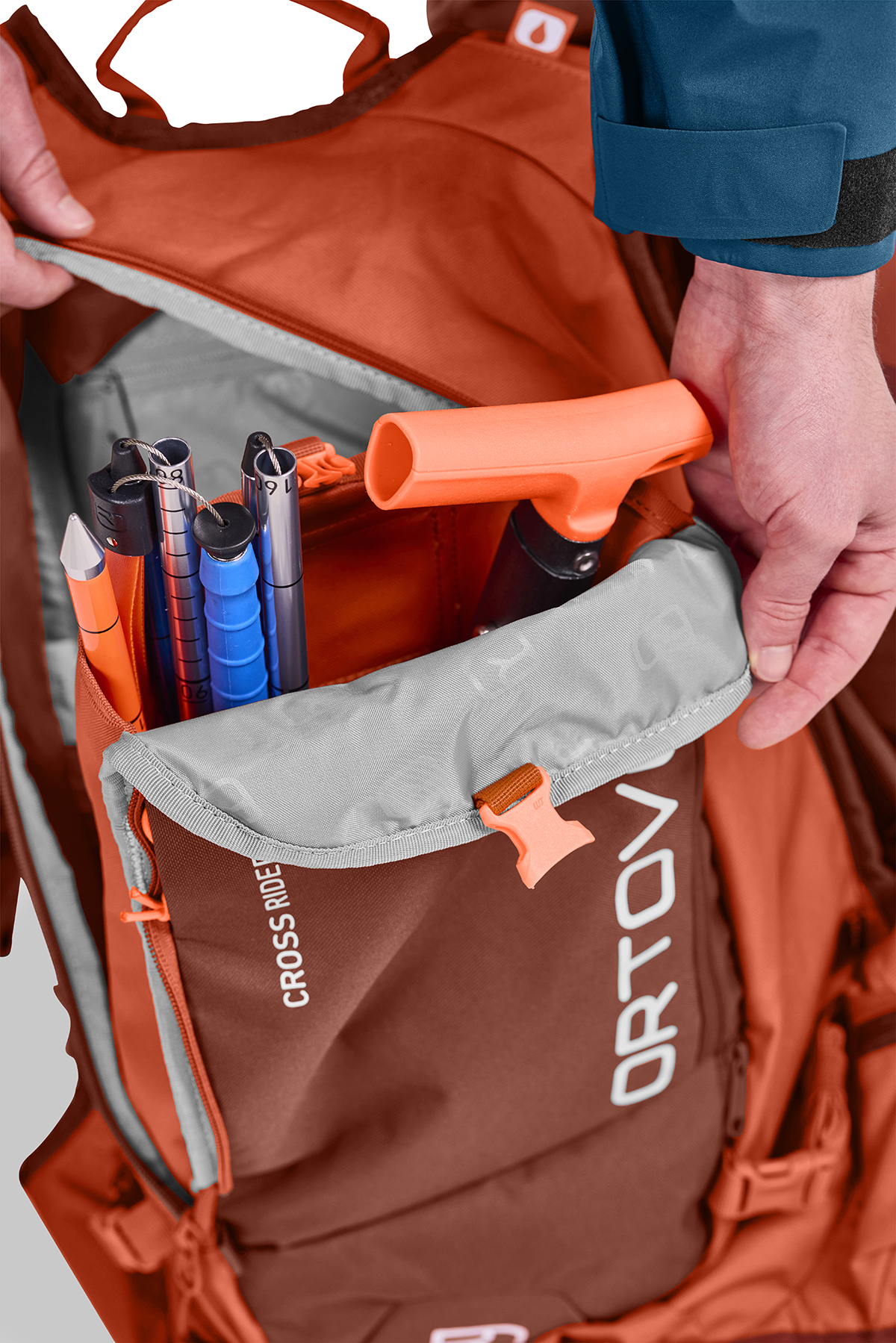 46073-23001-CROSS_RIDER_22_desert_orange-D-01.jpg 46073-23001-CROSS_RIDER_22_desert_orange-D-01.jpg