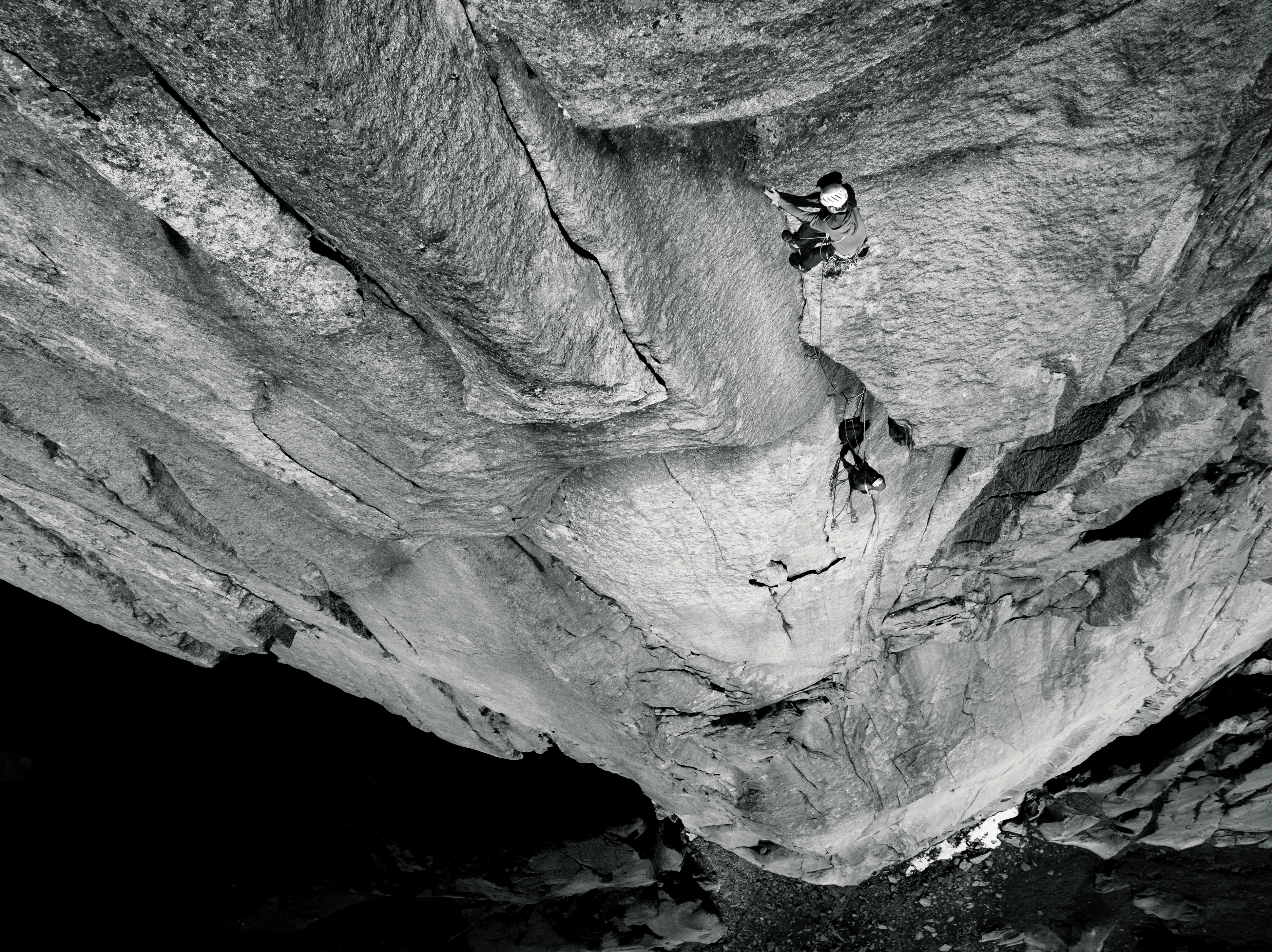 DJI_0753_Athlete-Climbing_Nacho und Mo Salbit_SS25_MaxDraeger_MedRes-2 DJI_0753_Athlete-Climbing_Nacho und Mo Salbit_SS25_MaxDraeger_MedRes-2