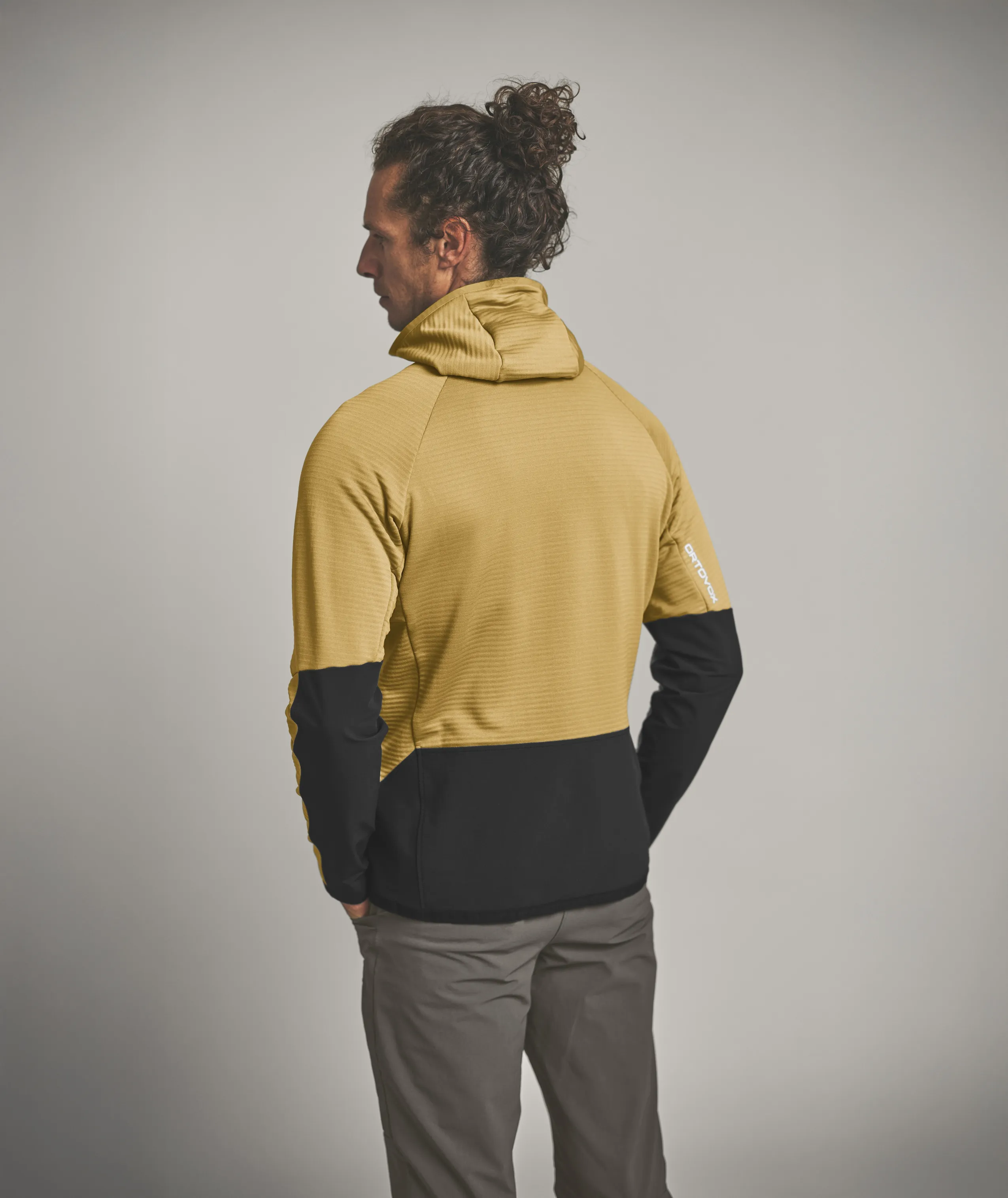 87312-70801-FLEECE_RIB_HOODY_M-D-05.jpg 87312-70801-FLEECE_RIB_HOODY_M-D-05.jpg, hoodie, two-tone, yellow, black, hooded