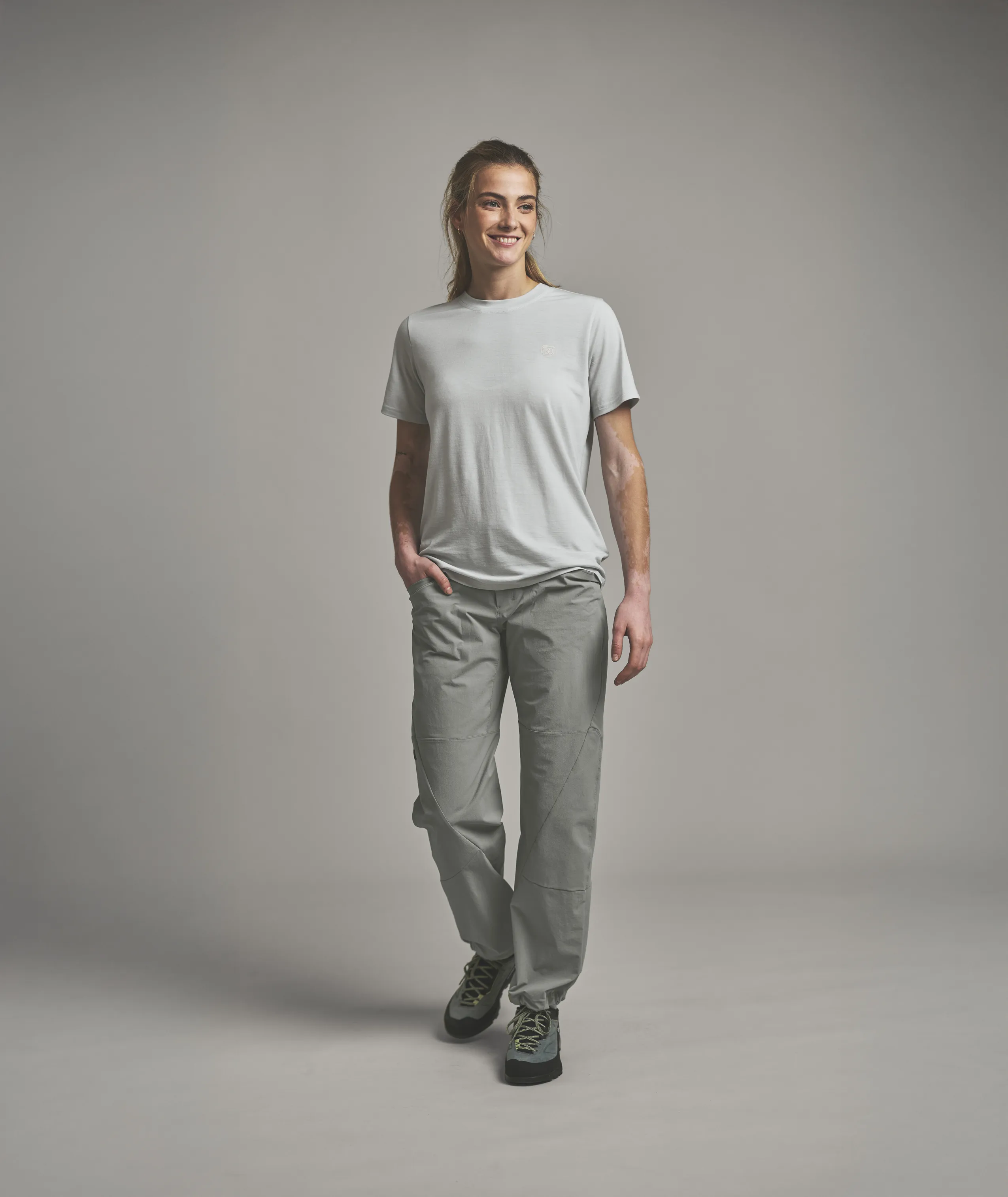 70646-TRAD_LIGHT_PANTS_W-D-01.jpg 70646-TRAD_LIGHT_PANTS_W-D-01.jpg