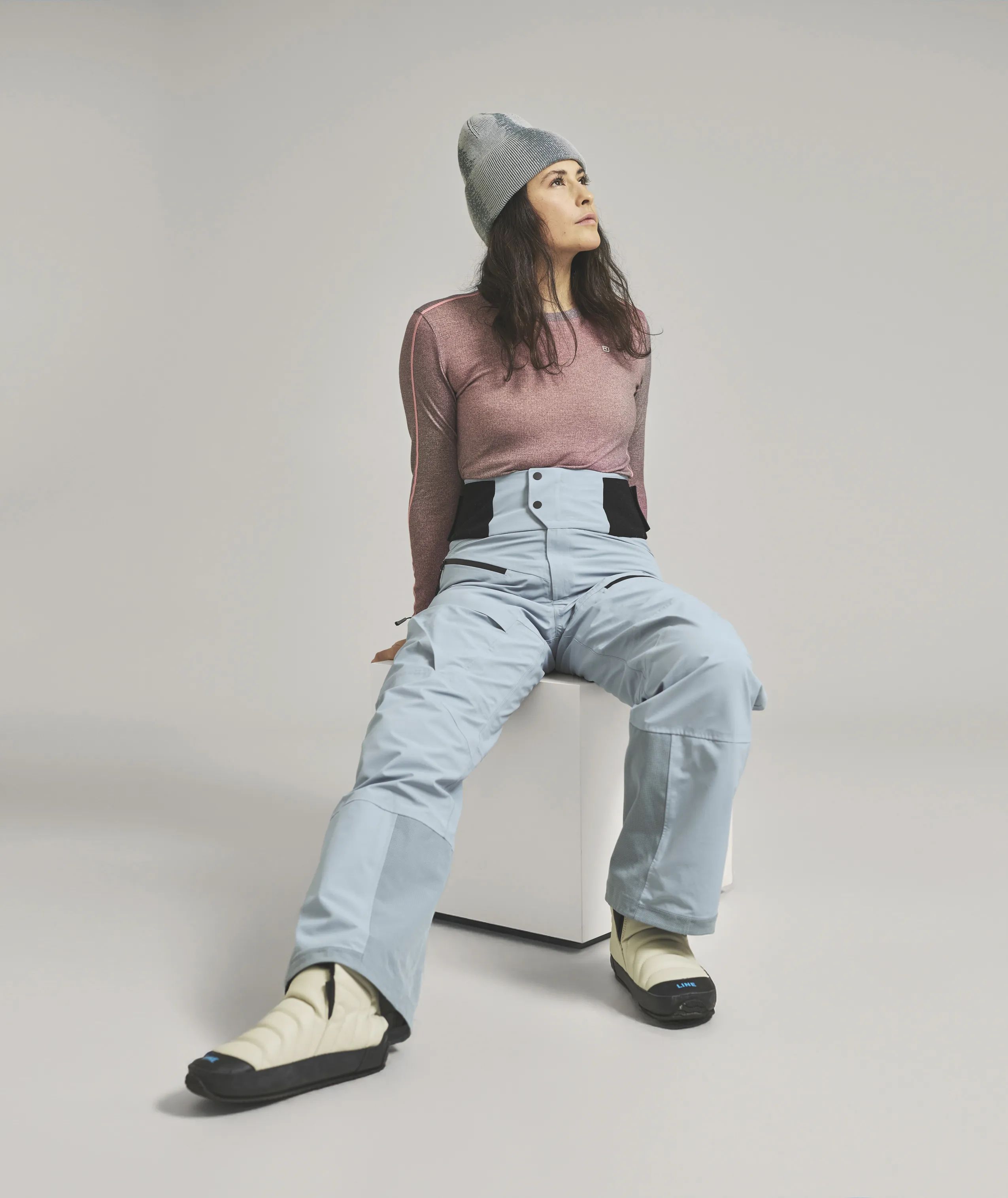 70281-RAVINE_PLUS_3L_PANTS_W-D-02.jpg