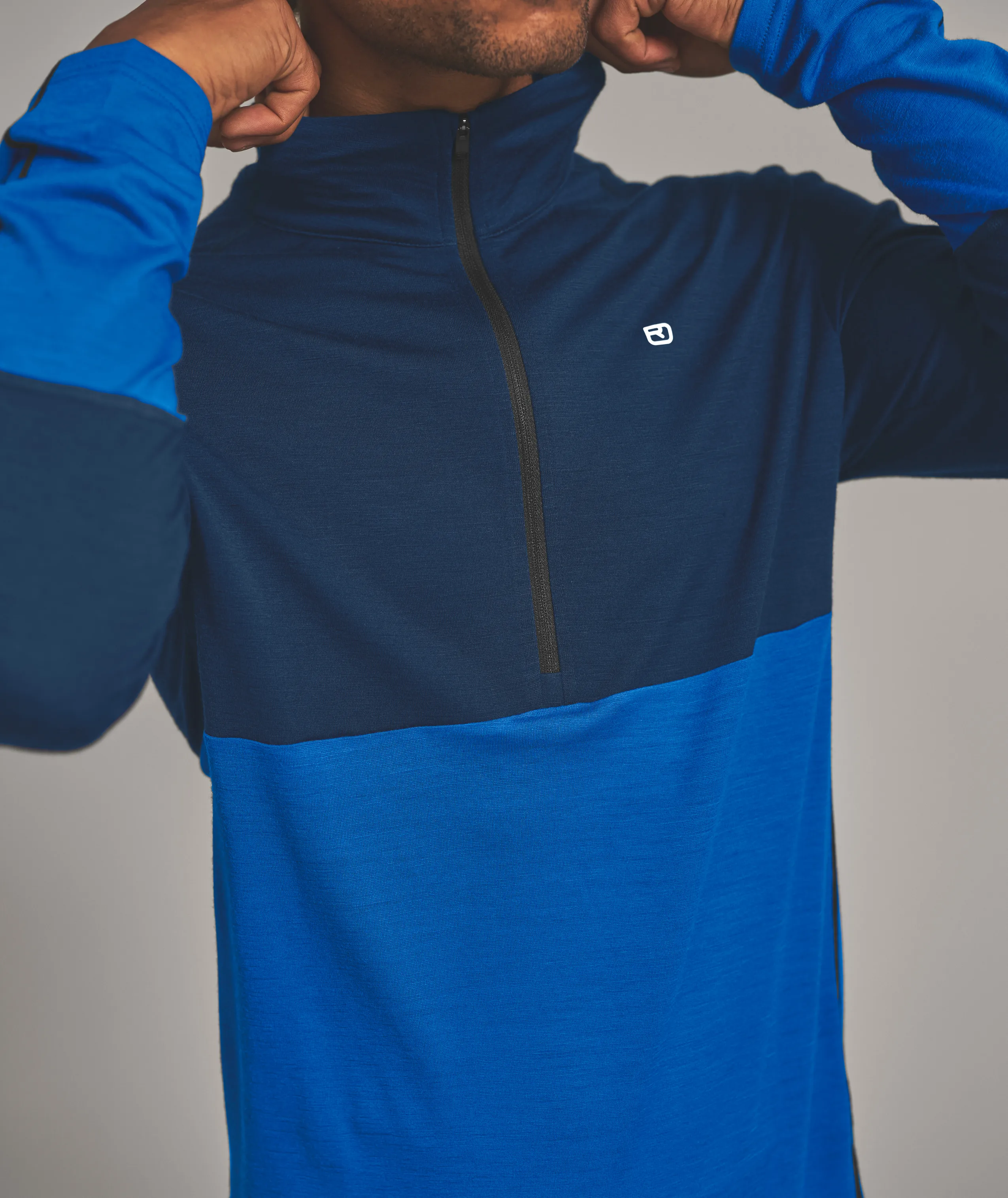 84213-185_ROCK_N_WOOL_ZIP_NECK_M-D-02.jpg 84213-185_ROCK_N_WOOL_ZIP_NECK_M-D-02.jpg