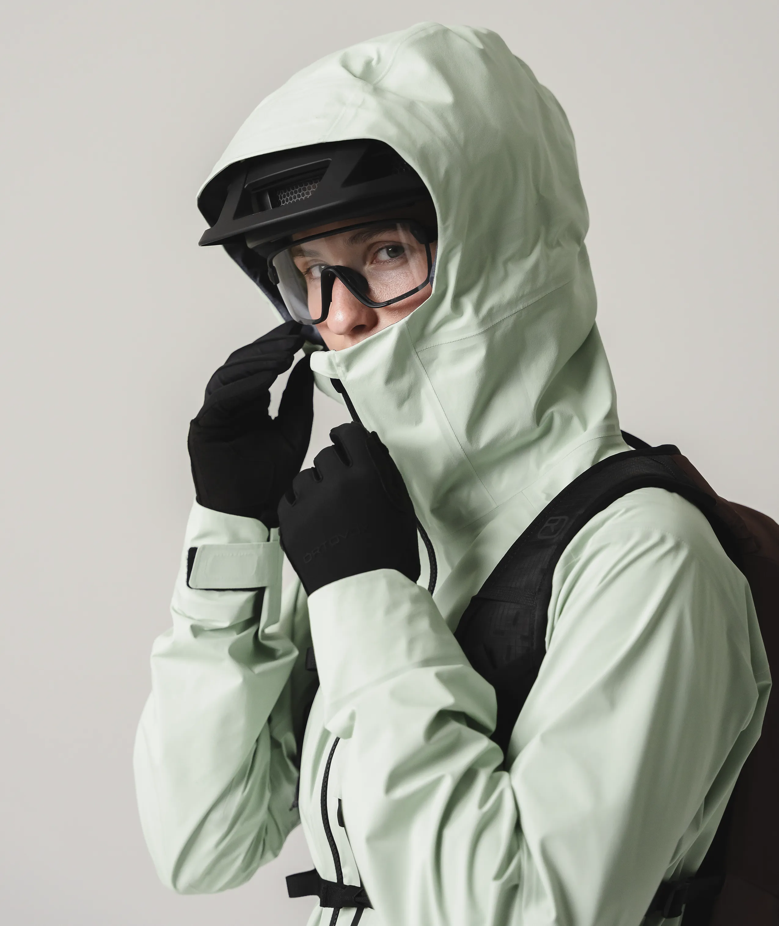 60211-SEQUENCE_GORE_TEX_JKT_W-D-03.png 60211-SEQUENCE_GORE_TEX_JKT_W-D-03.png