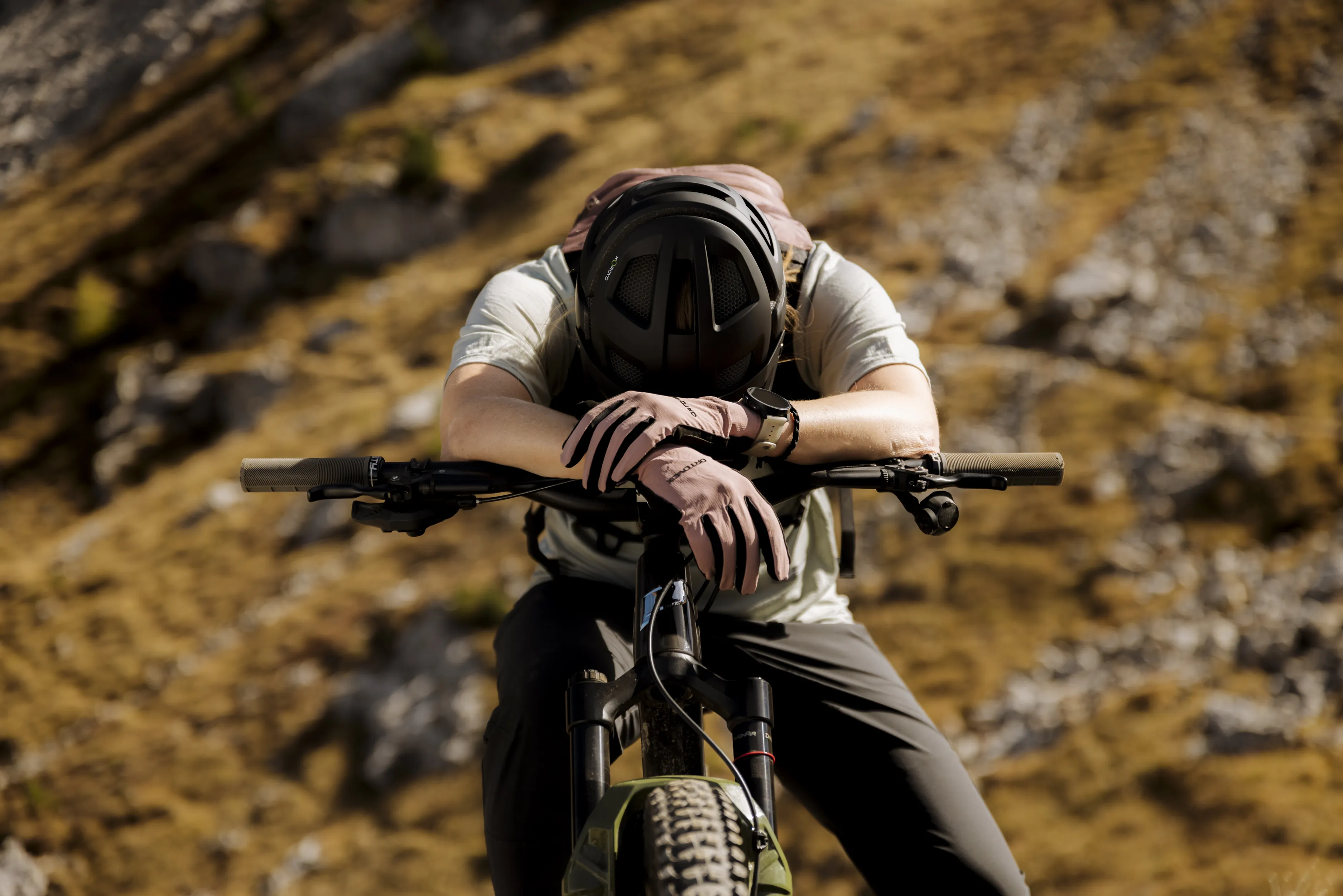 cycling, mountain bike, gloves, helmet, bike, mountain bike, biker gear, helmet, gloves, hands on handlebars