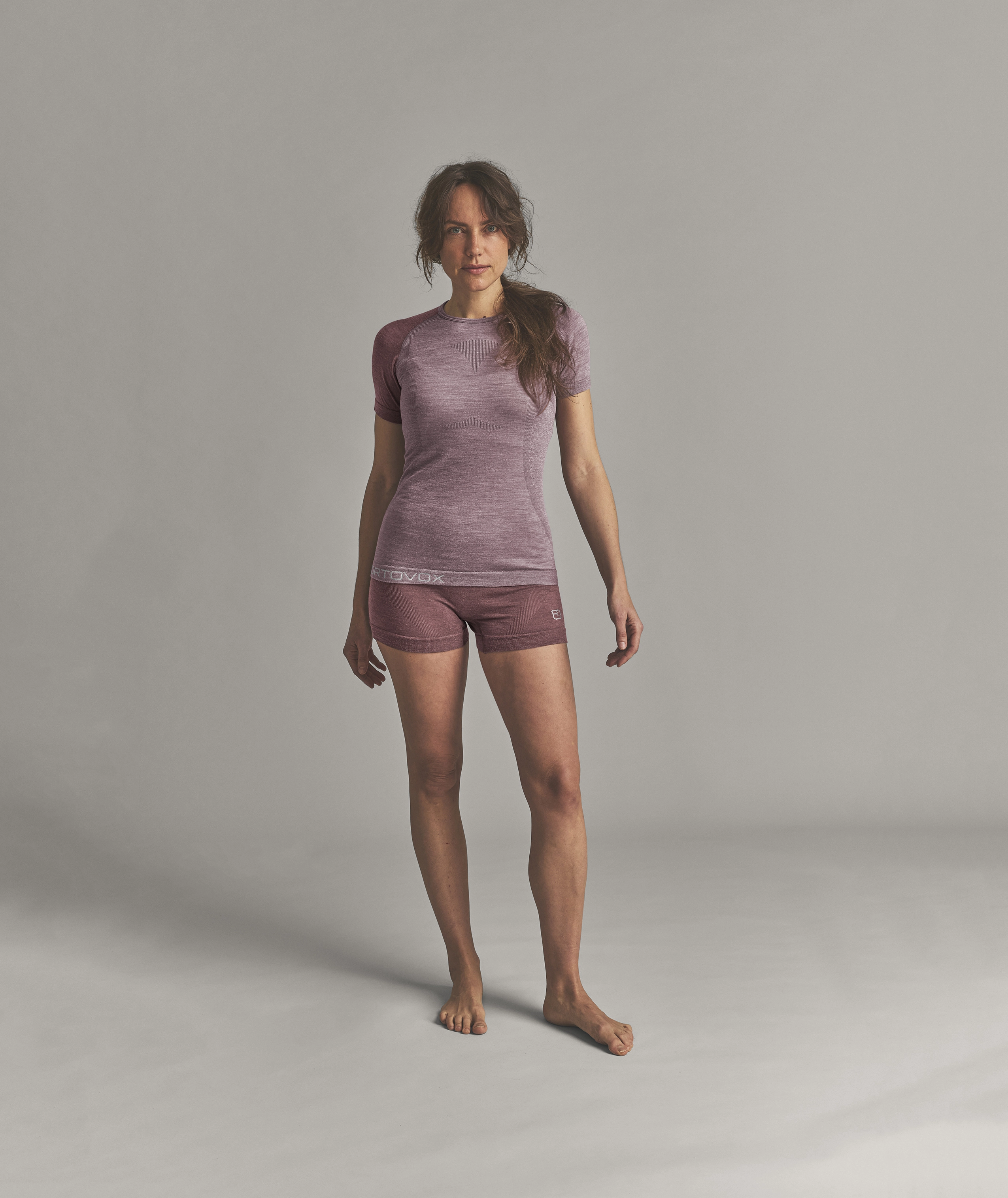 women's athletic set, shorts, t-shirt, mauve, two-piece
