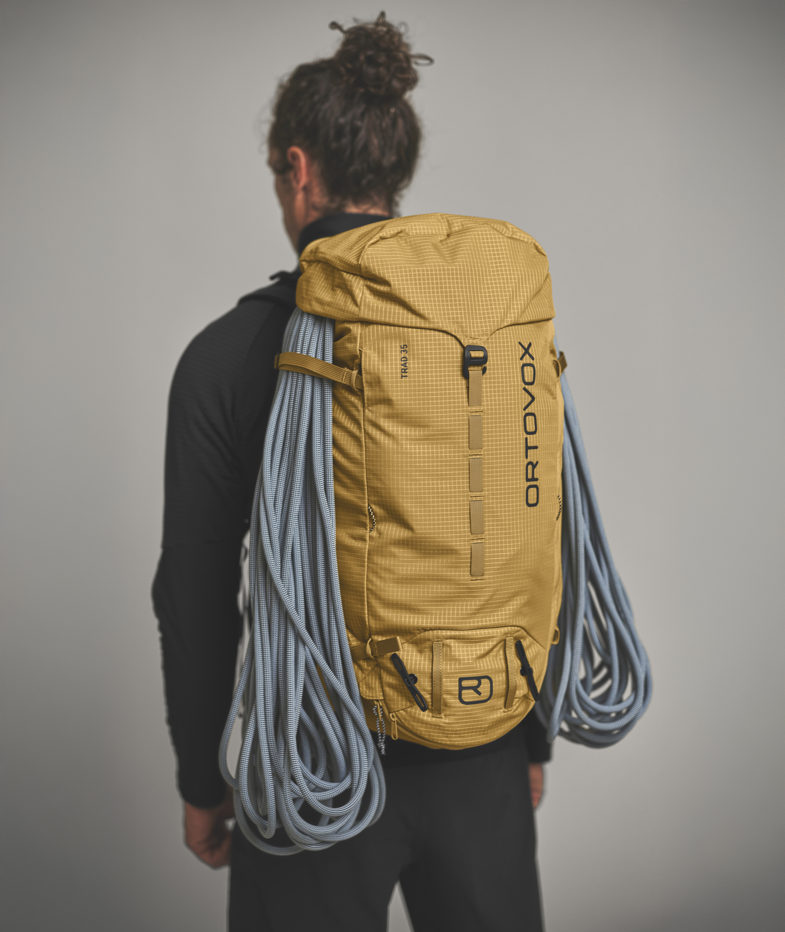 48833-TRAD_35-D-02.jpg 48833-TRAD_35-D-02.jpg, backpack, climbing, rope, outdoor, yellow