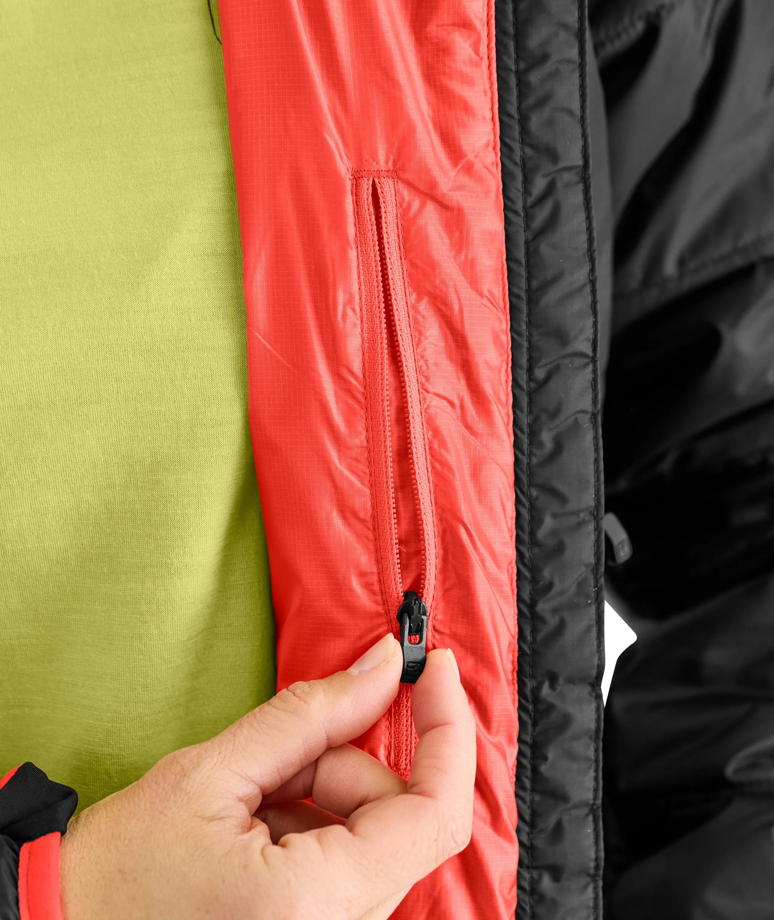 61008-90202-SWISSWOOL_ZINAL_JACKET-D-01.jpg 61008-90202-SWISSWOOL_ZINAL_JACKET-D-01.jpg