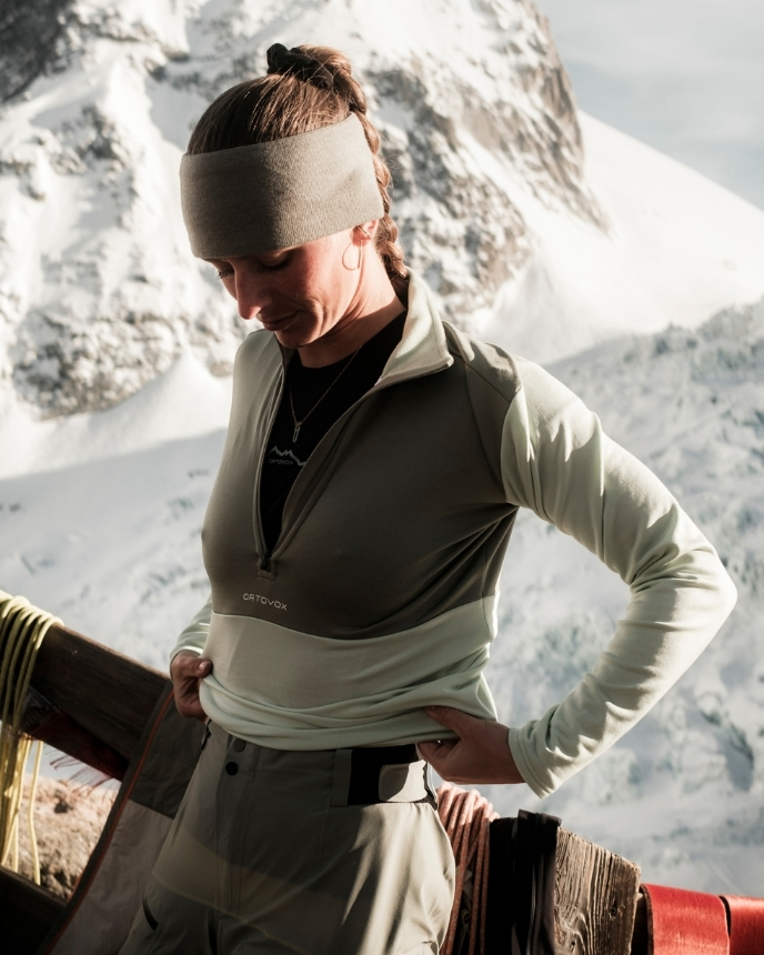 ORTOVOX_Fleece_Guide_LP_688x860_USP headband, fleece top, zippered pullover, outdoor gear, mountain context
