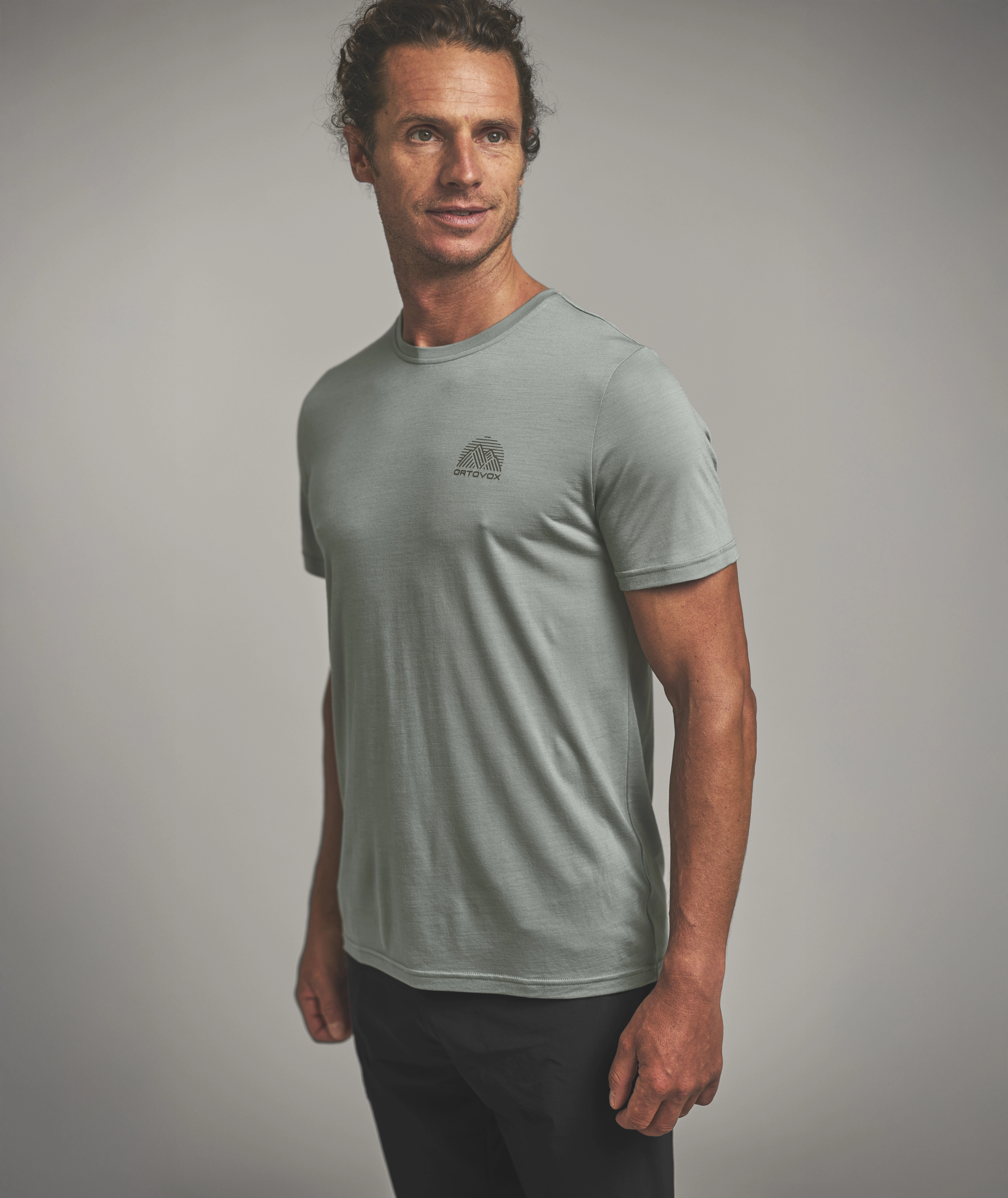 88164-120_COOL_TEC_MTN_STRIPE_TS_M-D-02.jpg