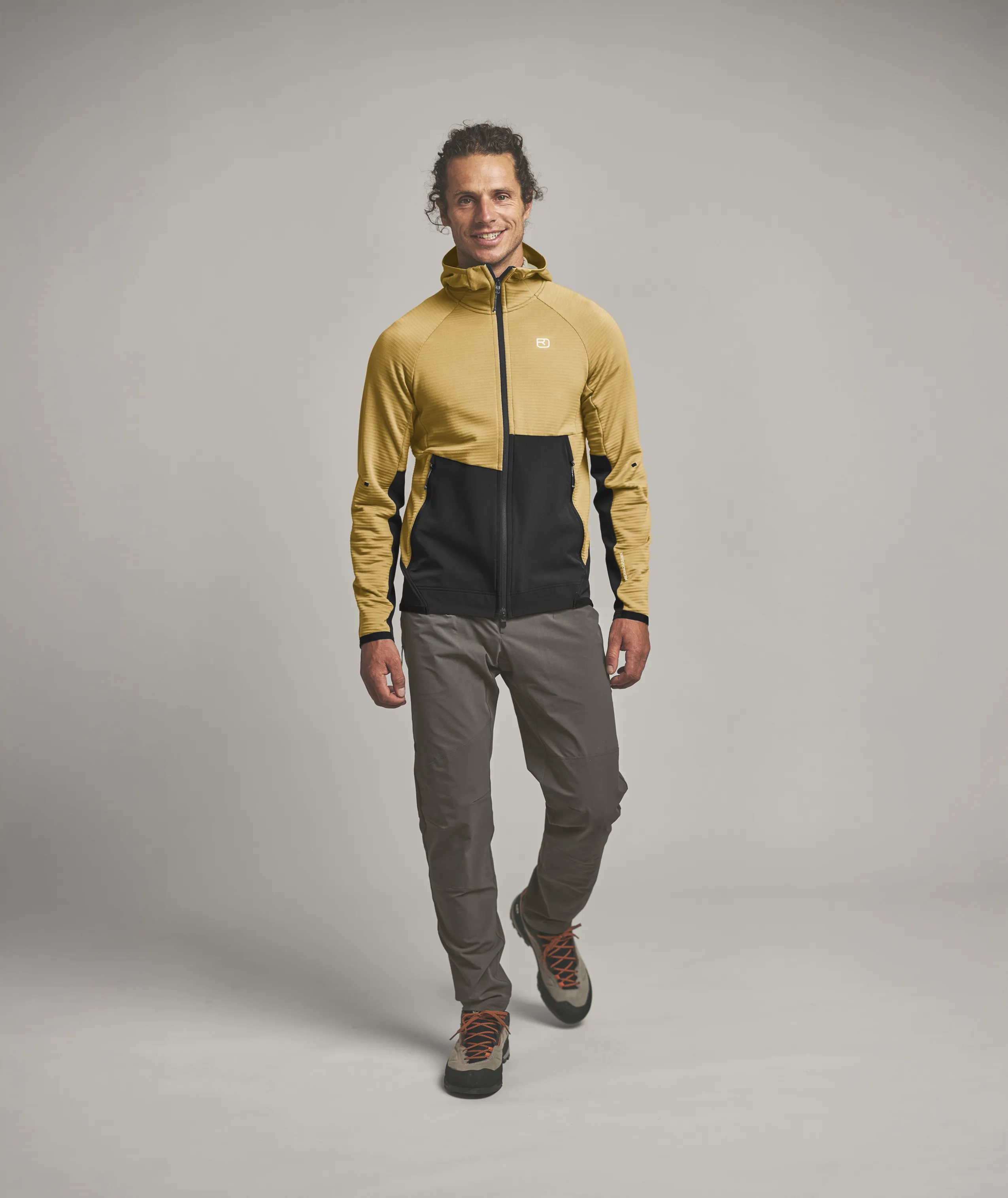 87312-70801-FLEECE_RIB_HOODY_M-D-01.jpg 87312-70801-FLEECE_RIB_HOODY_M-D-01.jpg, softshell, jacket, two-tone, hooded, outdoor-pants