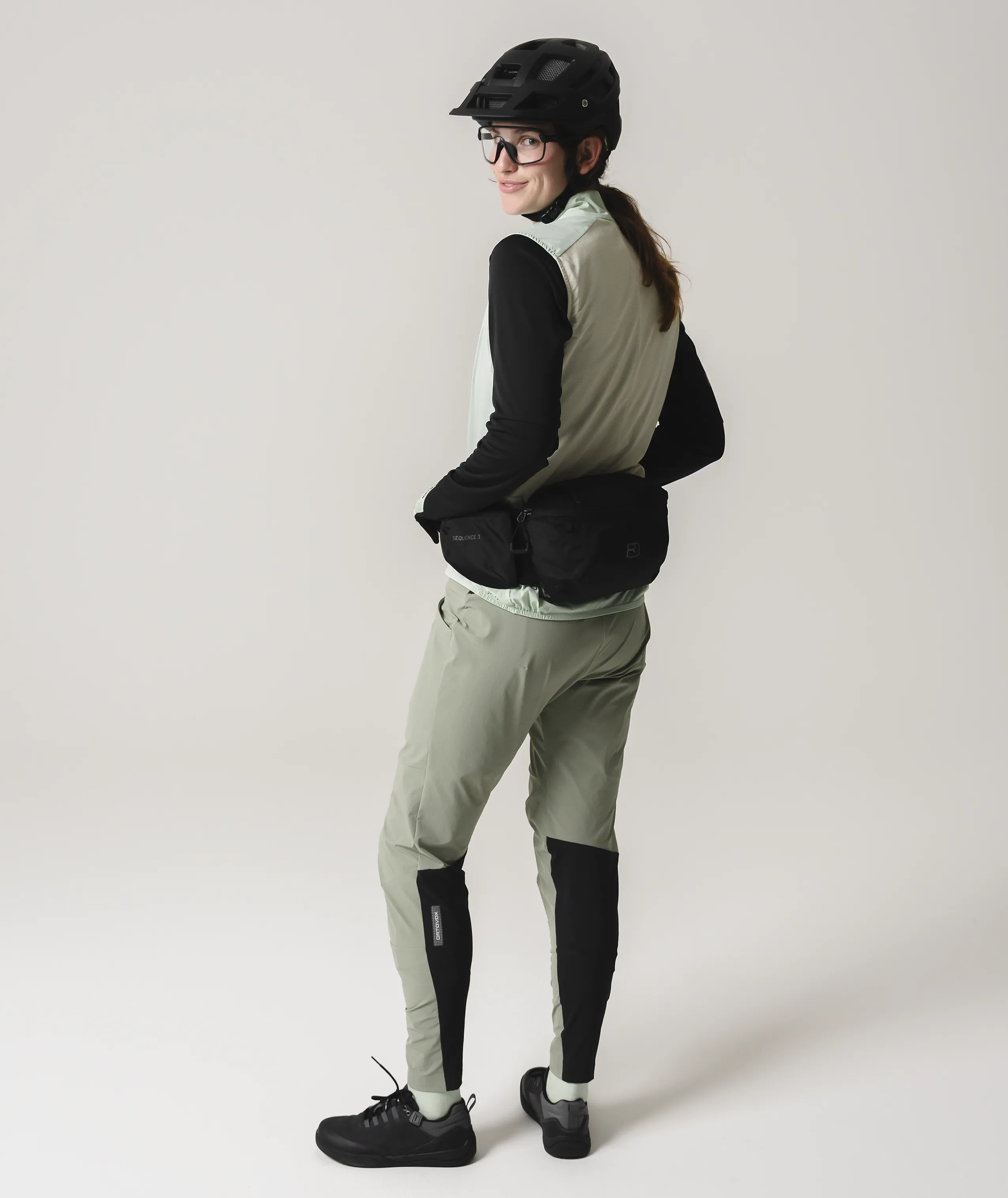SEQUENCE TRAIL PANTS W Clothing, Pants