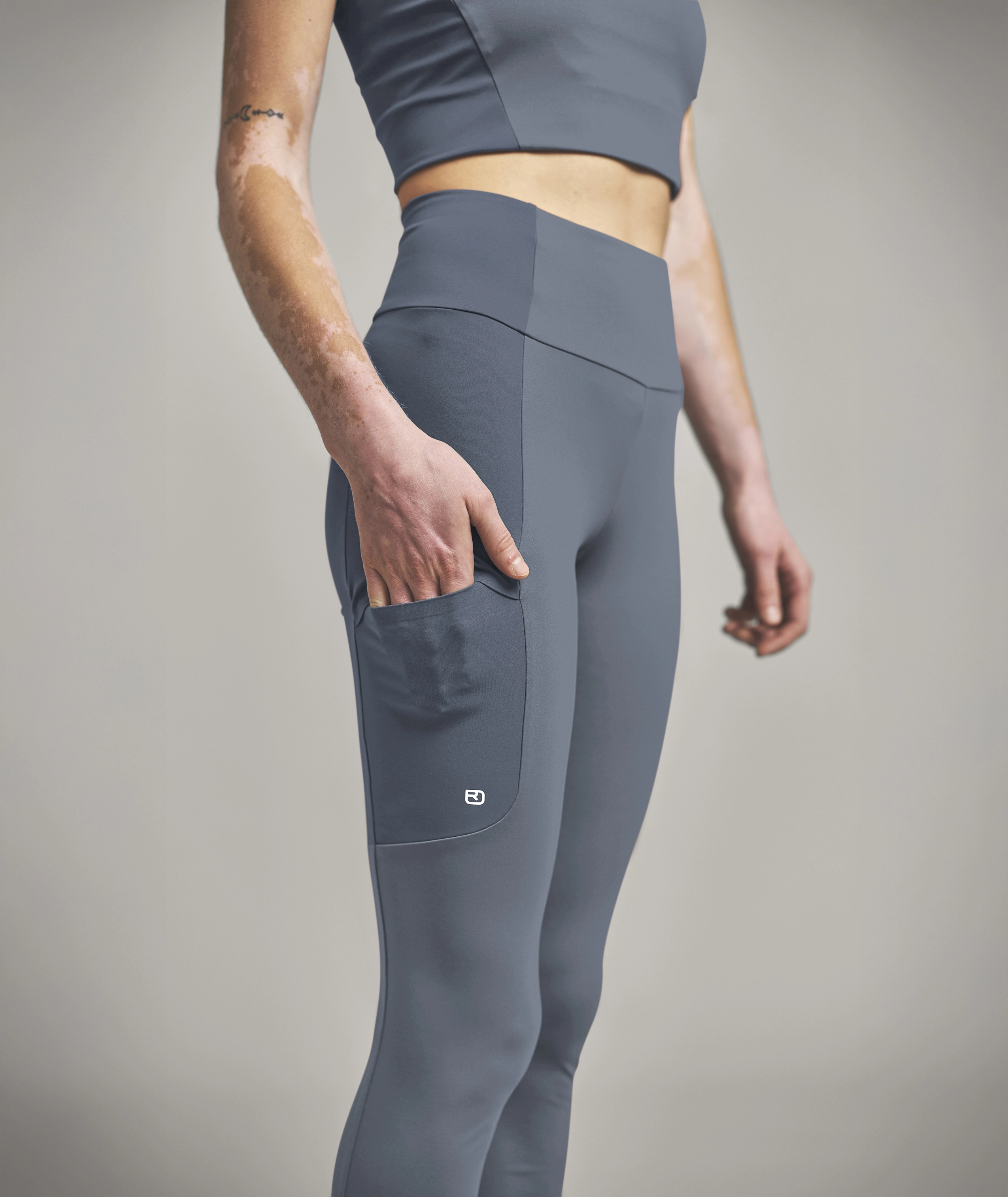 ALL MOUNTAIN TIGHTS W leggings, yoga pants, high-waist, pocket, solid color