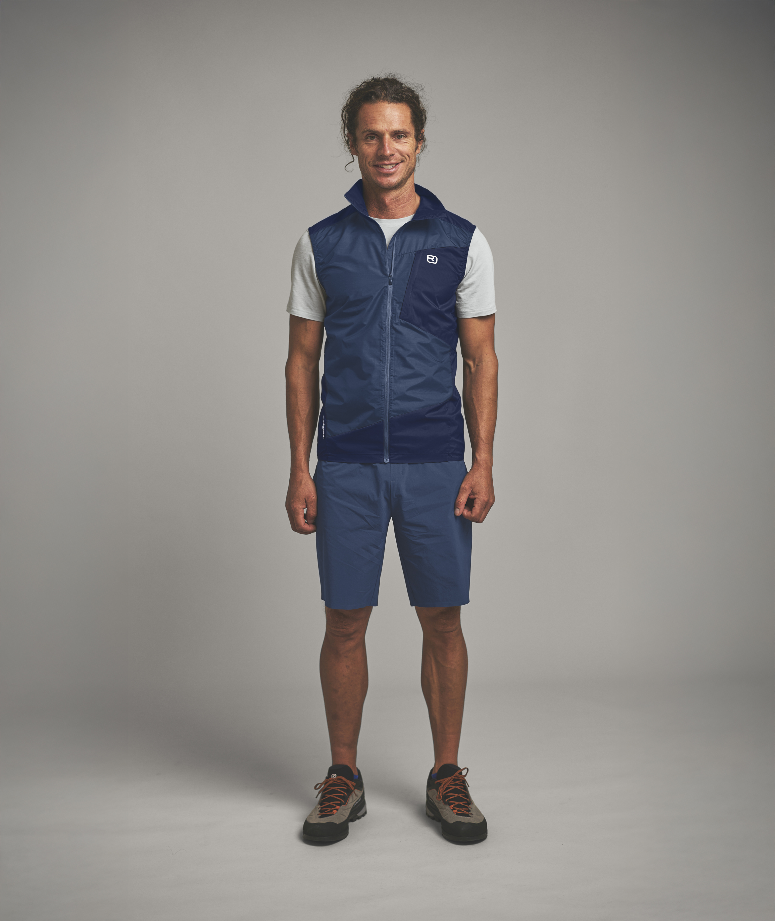 62762-TRACE_WINDBREAKER_VST_M-D-01.jpg 62762-TRACE_WINDBREAKER_VST_M-D-01.jpg